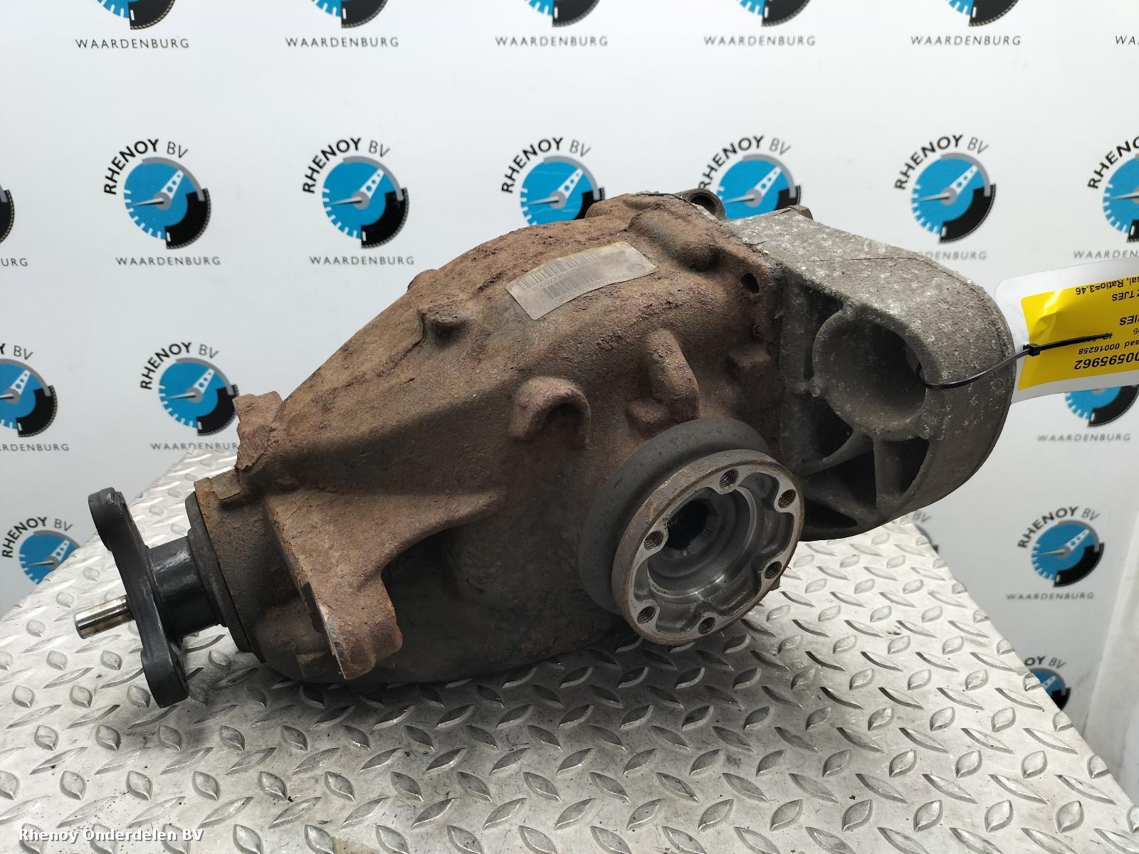 Bekijk Auto-onderdeel DIFFERENTIEEL / CARDAN BMW 1 SERIES 2006