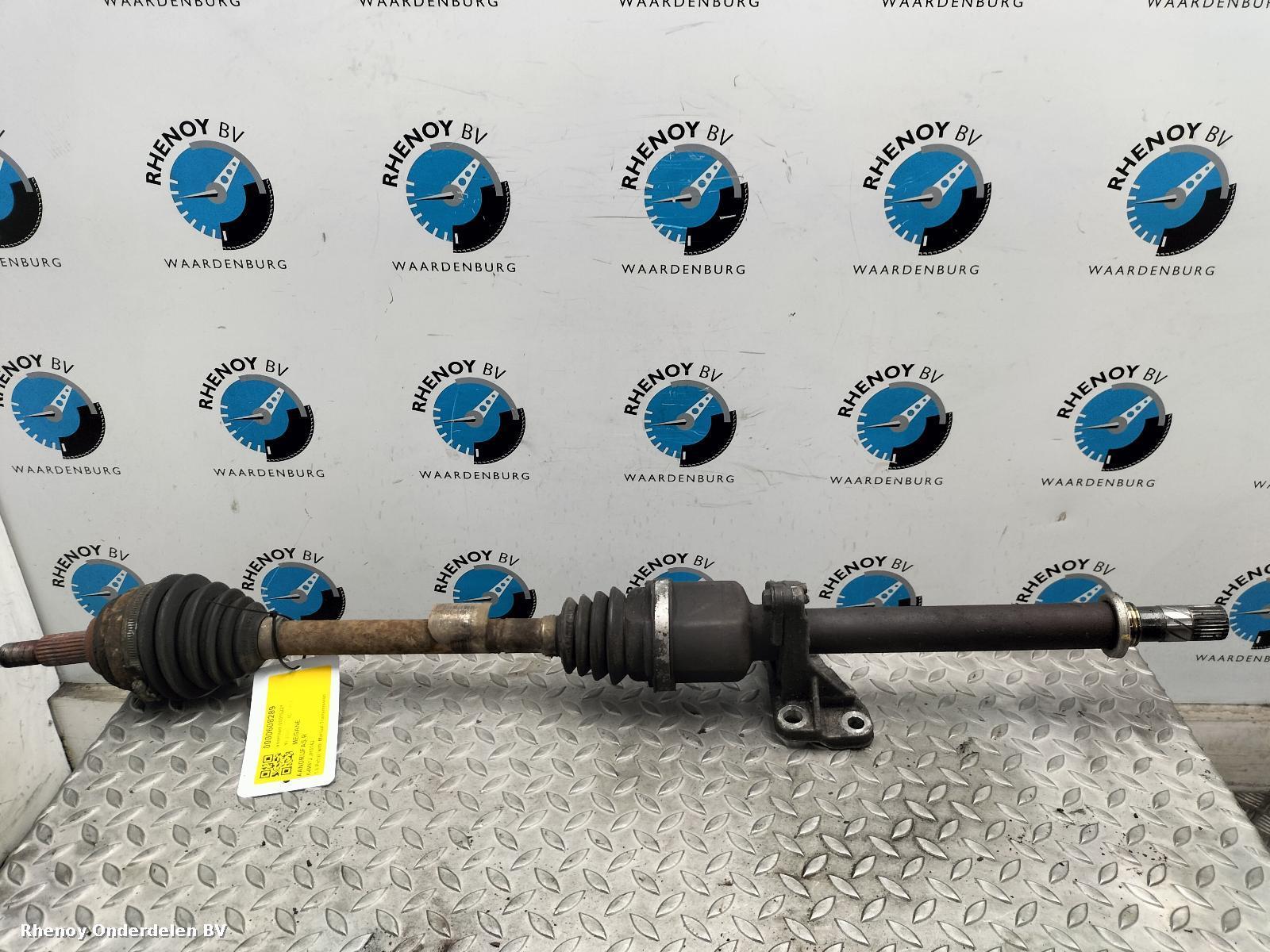 Bekijk Auto-onderdeel AANDRIJFAS R RENAULT MEGANE 2005