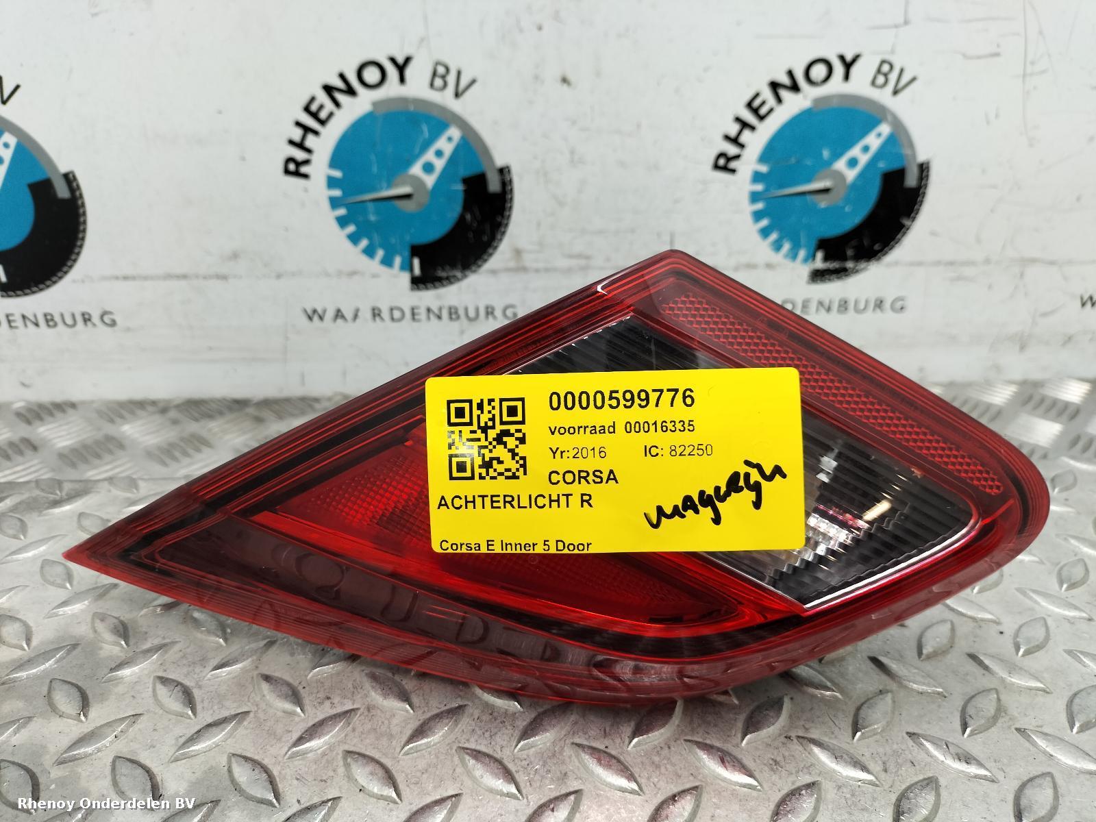 Bekijk Auto-onderdeel ACHTERLICHT R OPEL / VAUXHALL CORSA 2016