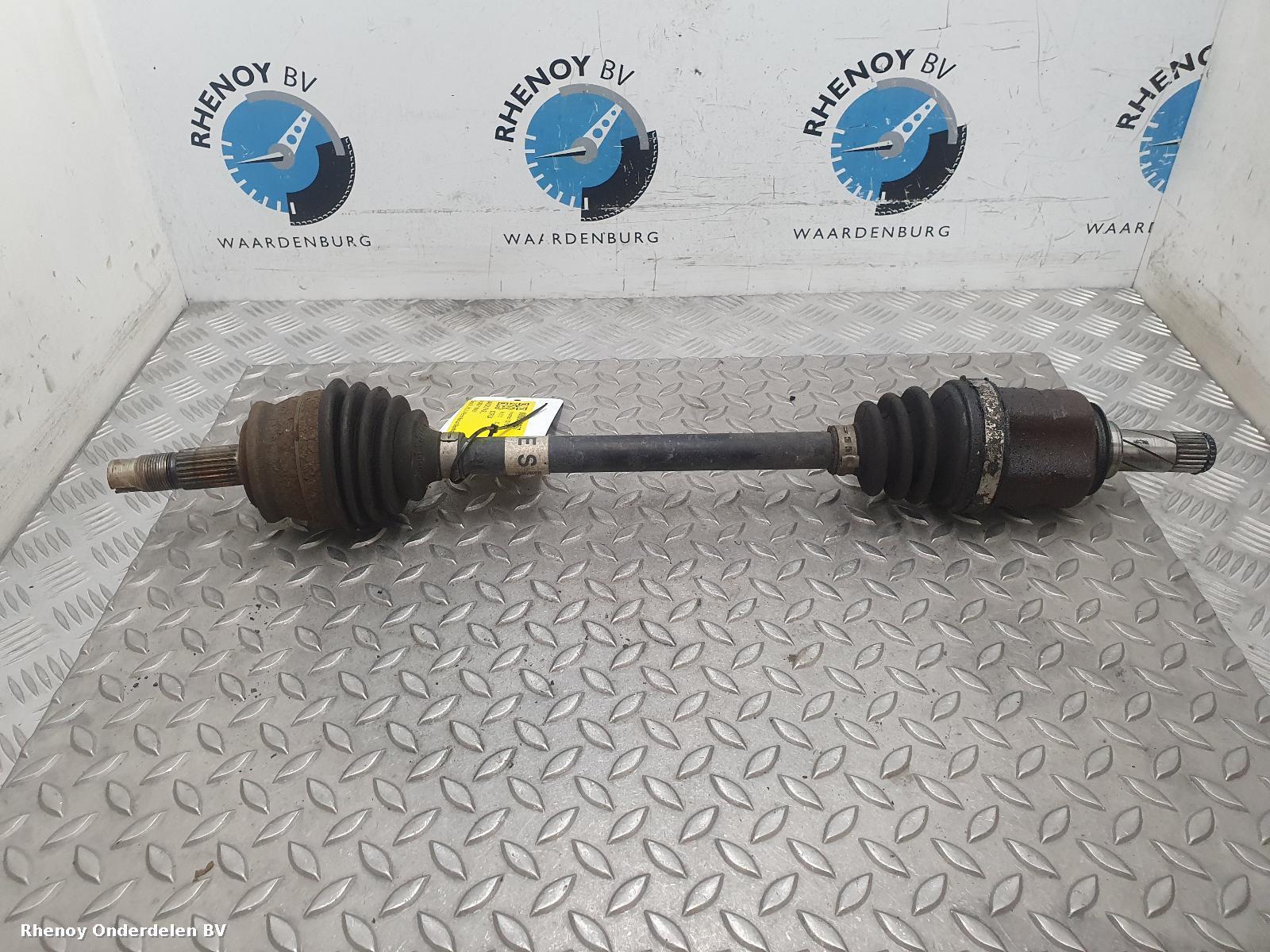 Bekijk Auto-onderdeel AANDRIJFAS L OPEL / VAUXHALL CORSA 2010