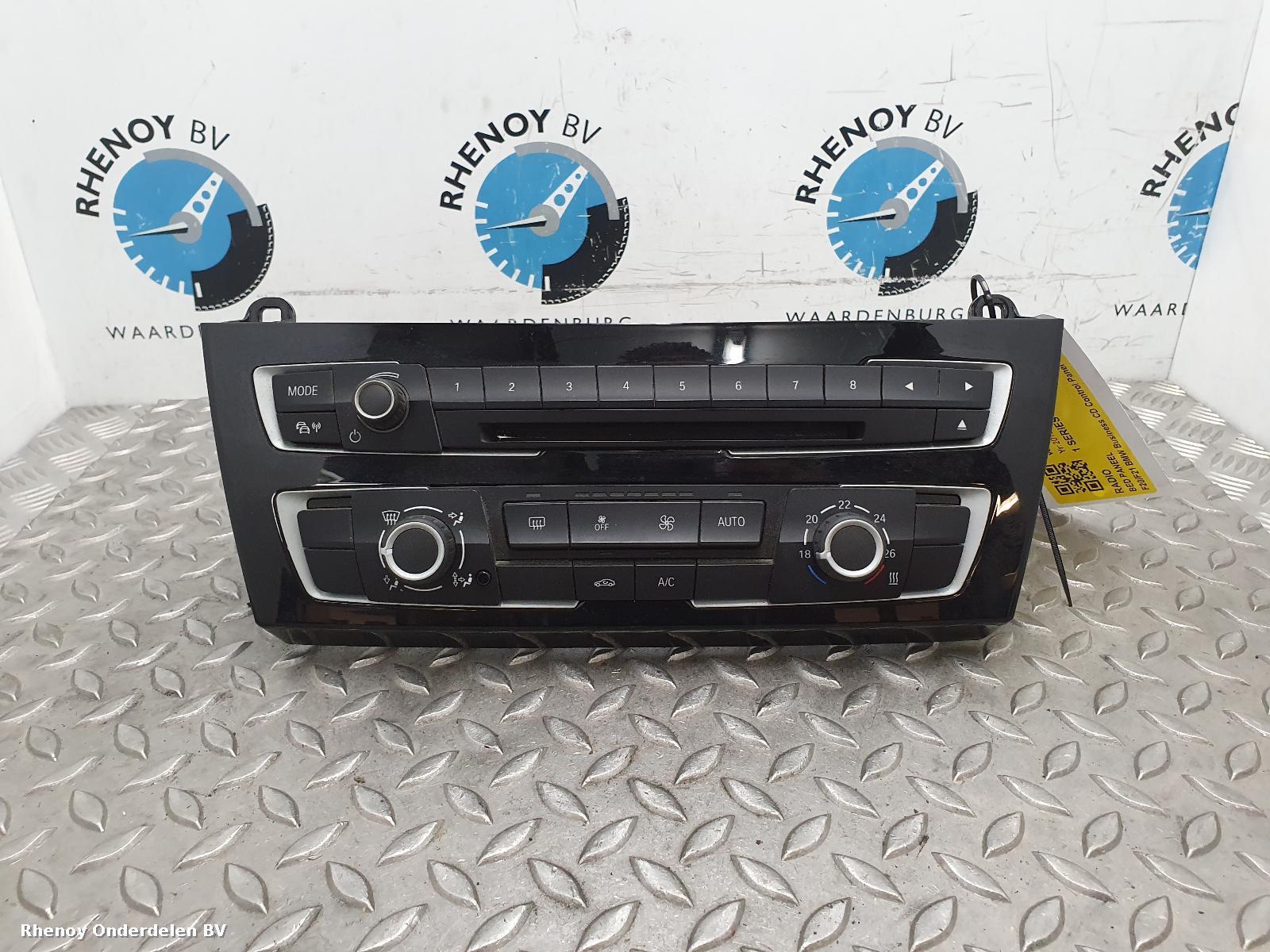 Bekijk Auto-onderdeel RADIO BMW 1 SERIES 2015