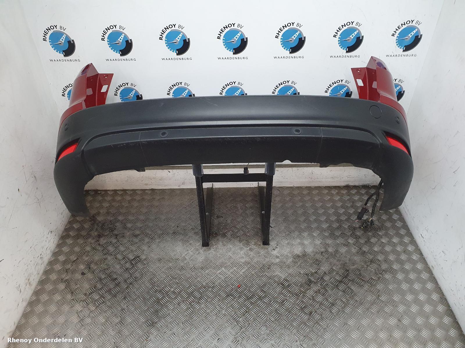 Bekijk Auto-onderdeel BUMPER ACHTER FORD FOCUS 2018