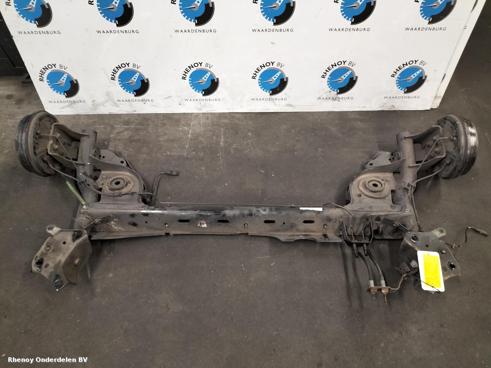 View Auto part Rear Dead Axle (FWD) RENAULT CLIO 2015