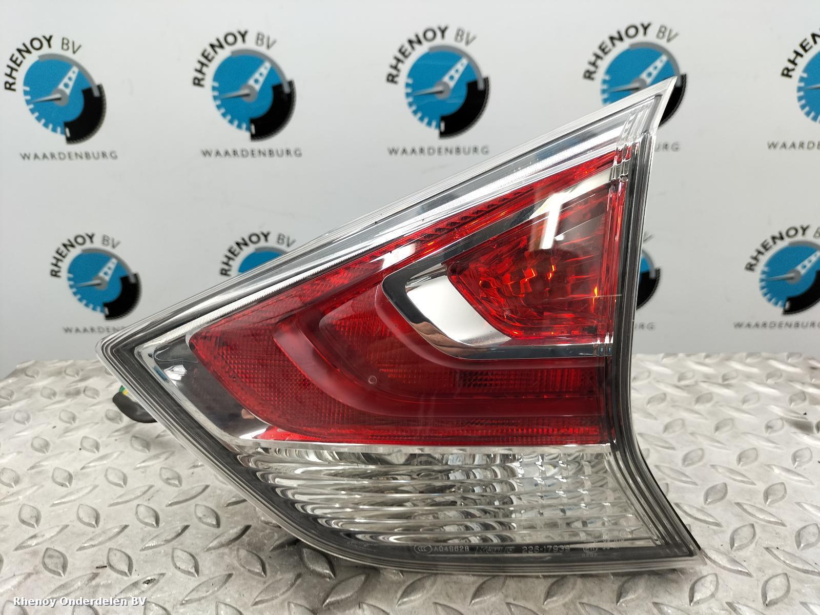 View Auto part R Taillight NISSAN X TRAIL 2014