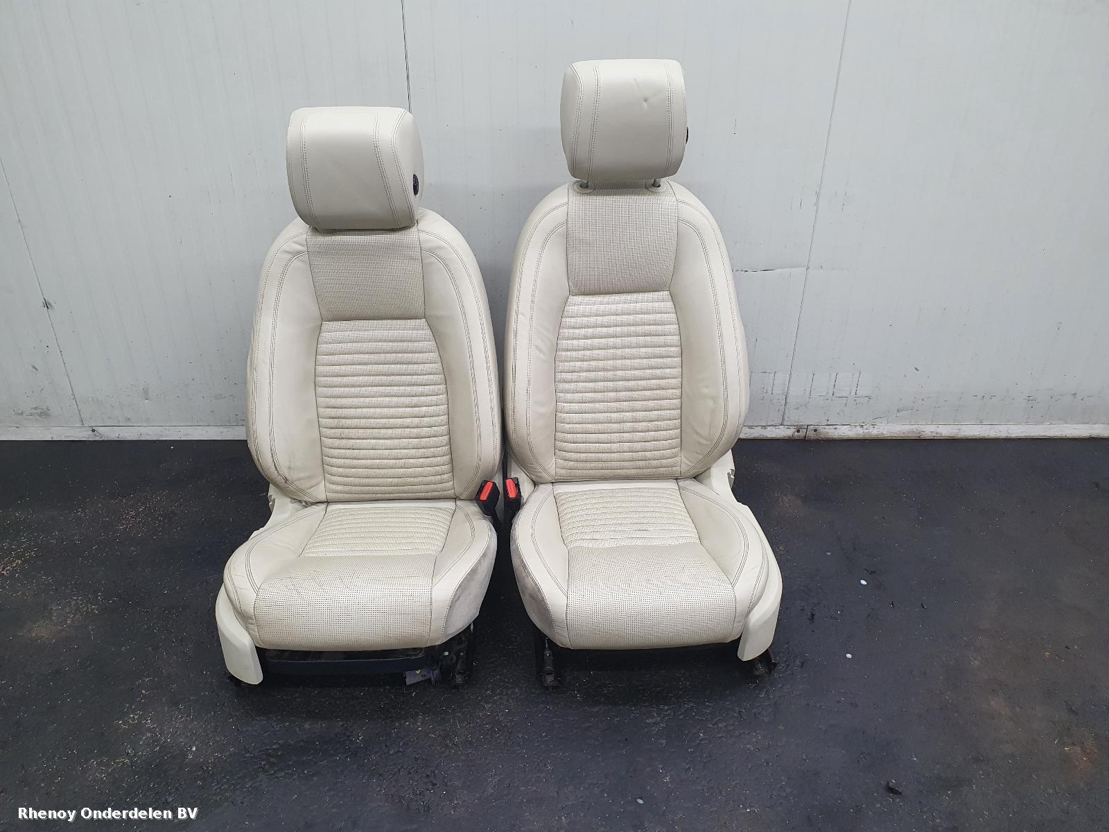 Bekijk Auto-onderdeel INTERIEUR COMPLEET LAND ROVER DISCOVERY SPORT 2016