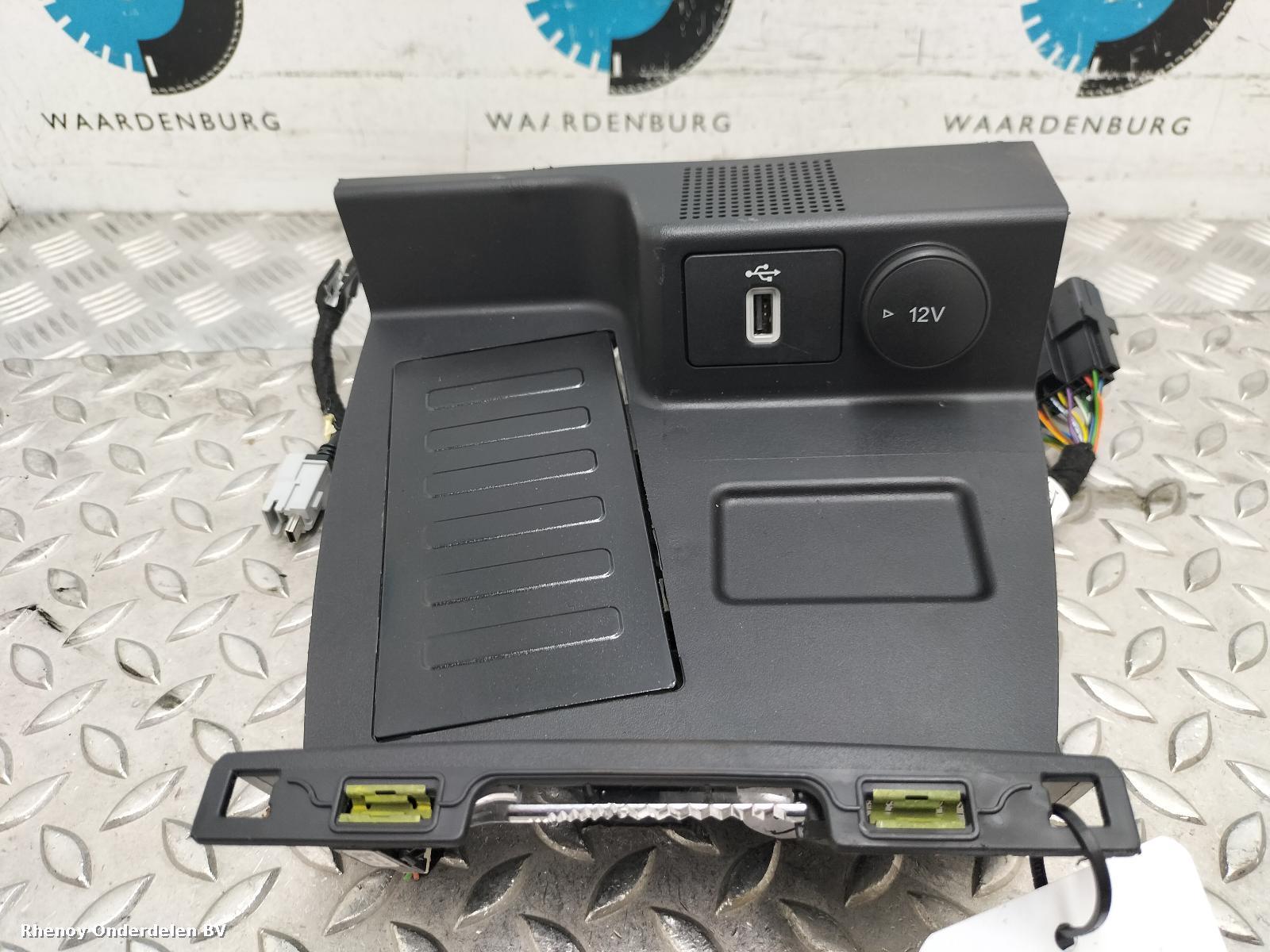 Bekijk Auto-onderdeel COMPUTER ECU FORD FOCUS 2020