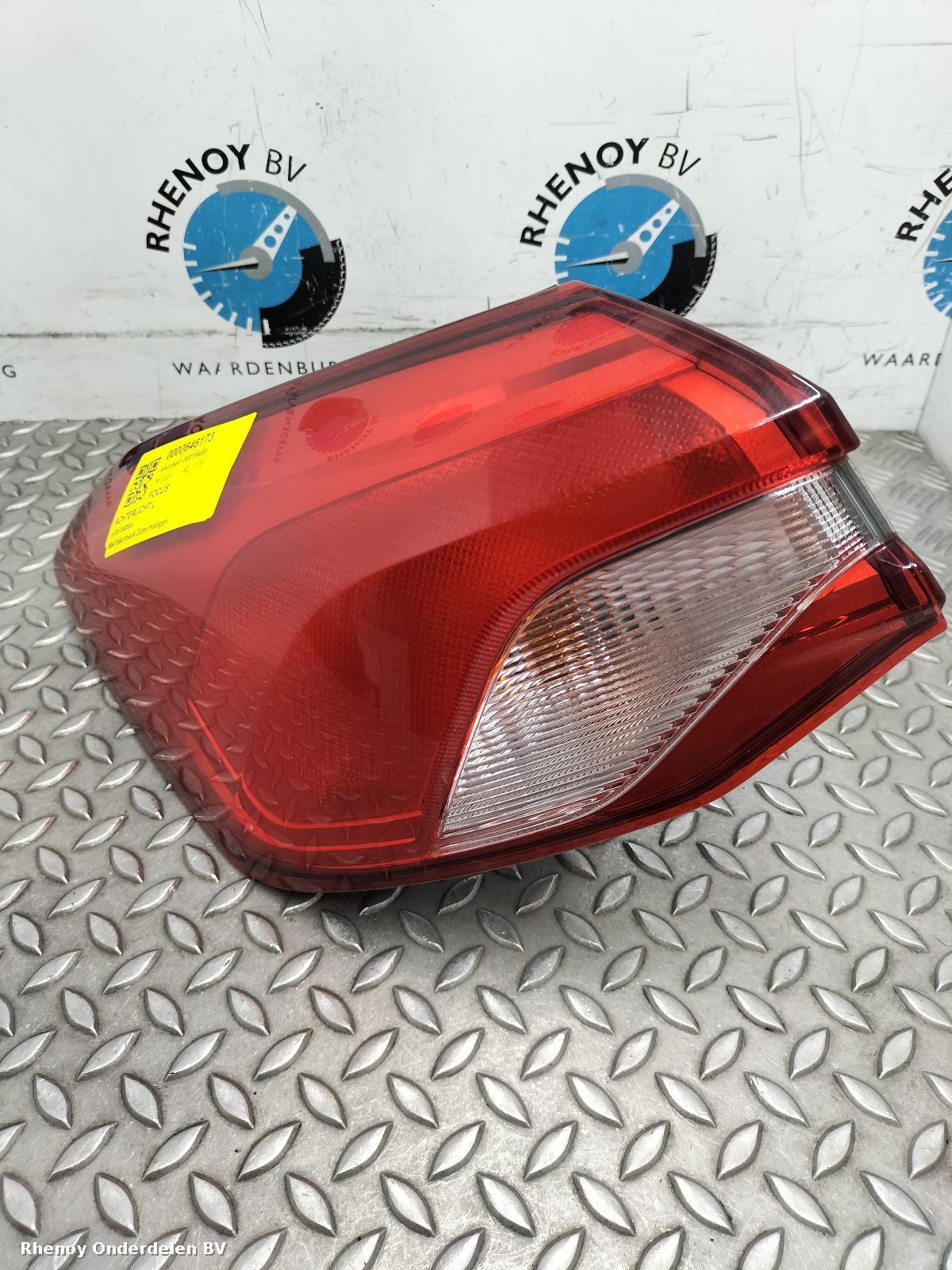 Bekijk Auto-onderdeel ACHTERLICHT L FORD FOCUS 2020