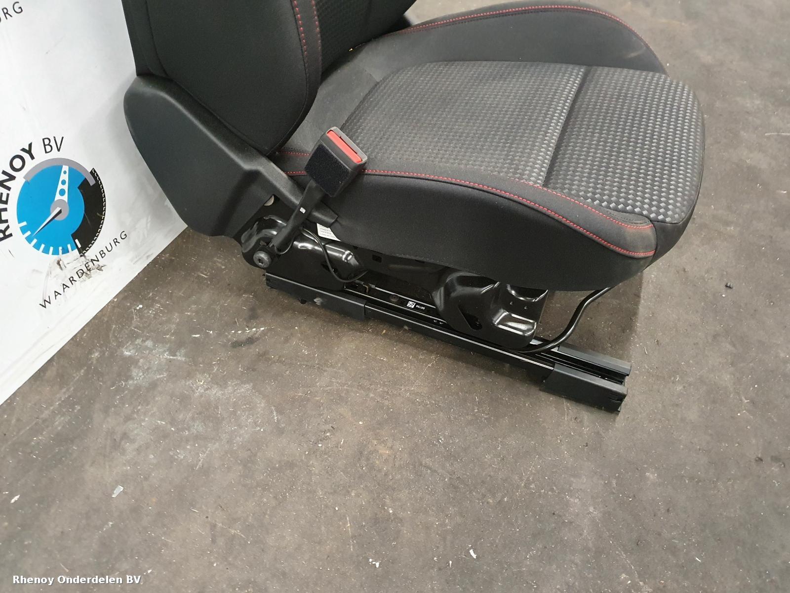 View Auto part STOEL VOOR FORD FOCUS 2020