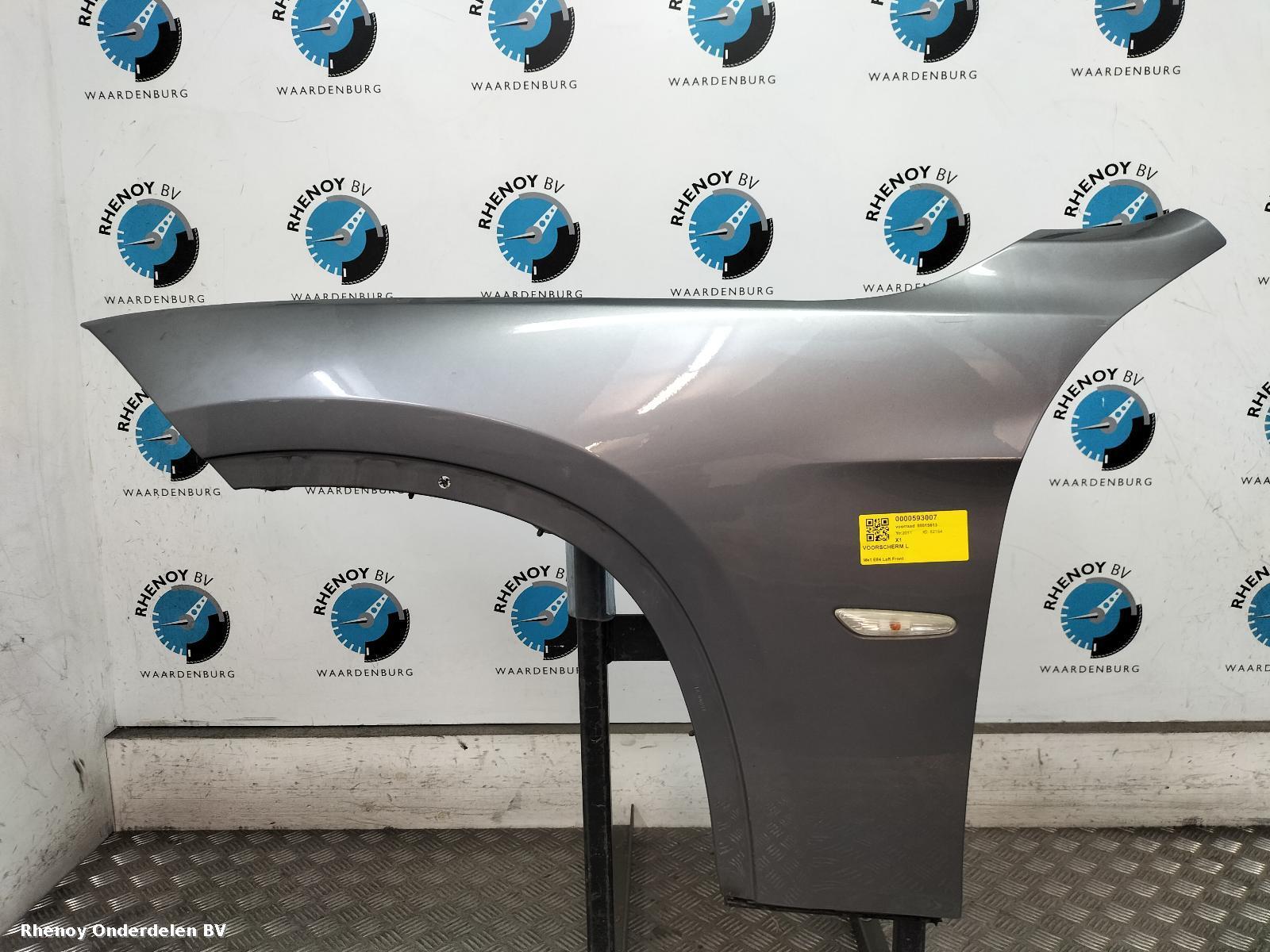 Bekijk Auto-onderdeel VOORSCHERM L BMW X1 2011