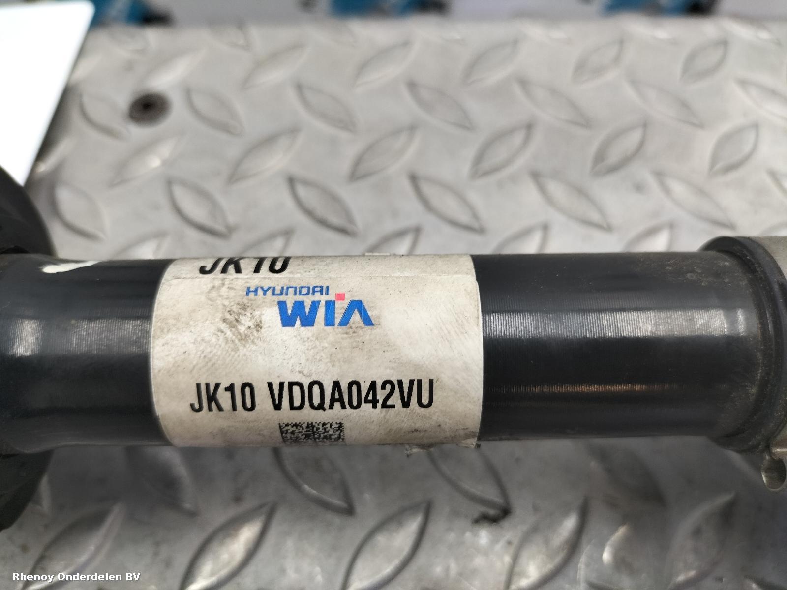 View Auto part AANDRIJFAS L GENESIS GV70 2022