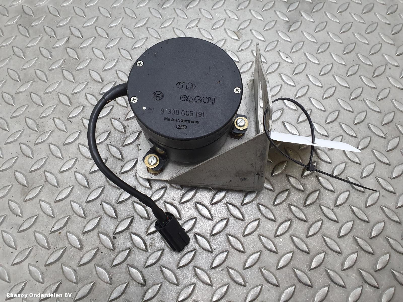 Bekijk Auto-onderdeel SENSOR RADAR FERRARI 456 1998