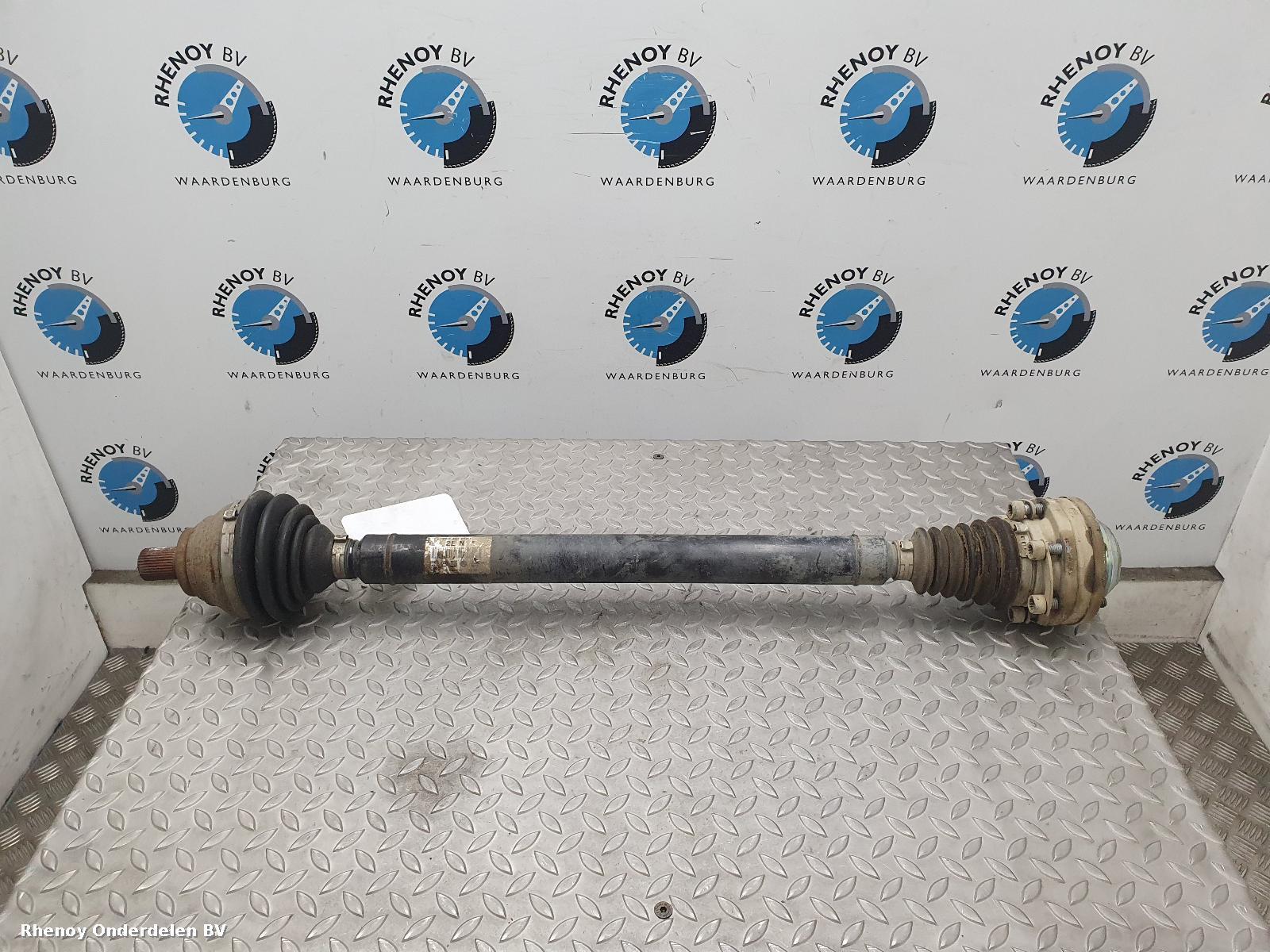 Bekijk Auto-onderdeel AANDRIJFAS R VOLKSWAGEN CADDY 2010