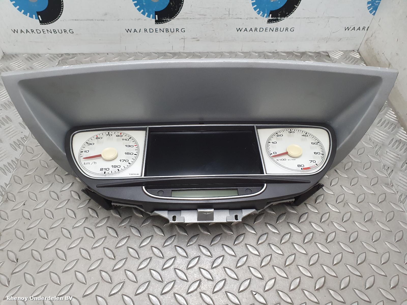 Bekijk Auto-onderdeel KLOKKENPANEEL PEUGEOT 807 2007
