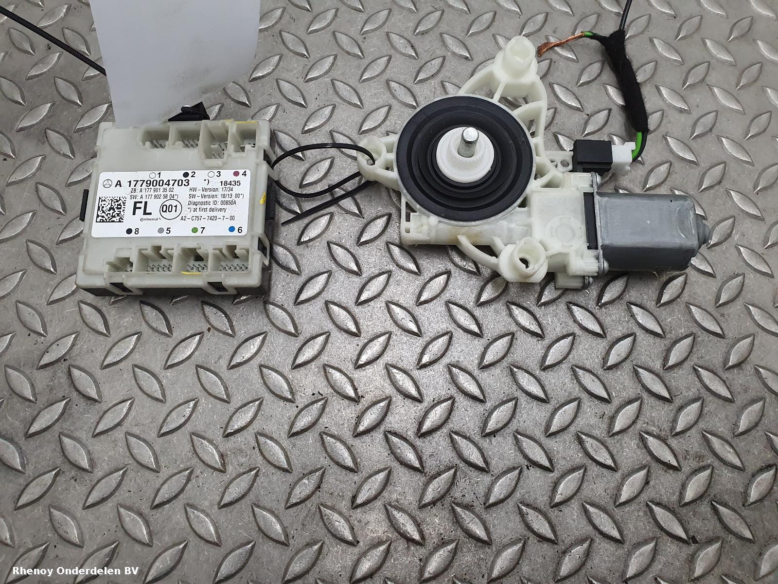 Bekijk Auto-onderdeel COMPUTER ECU MERCEDES A CLASS 2019