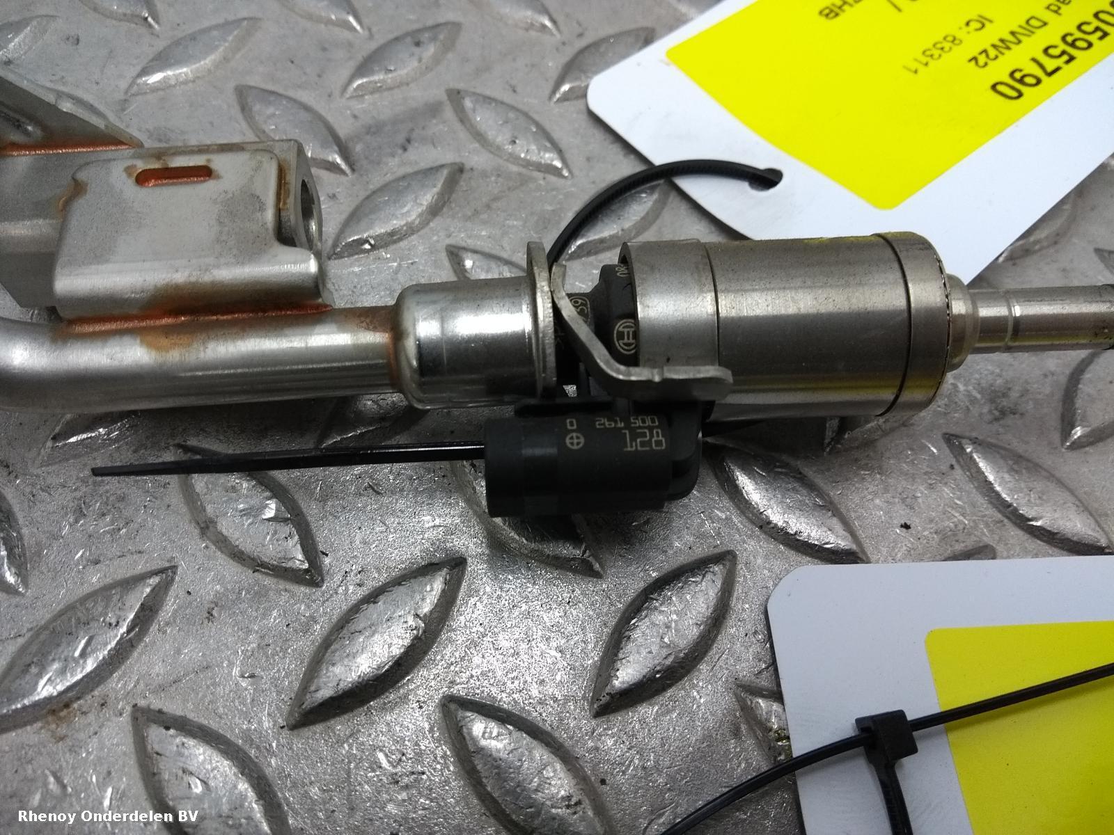 View Auto part BRANDSTOF INJECTOR / VERSTUIVER FORD FIESTA 2013