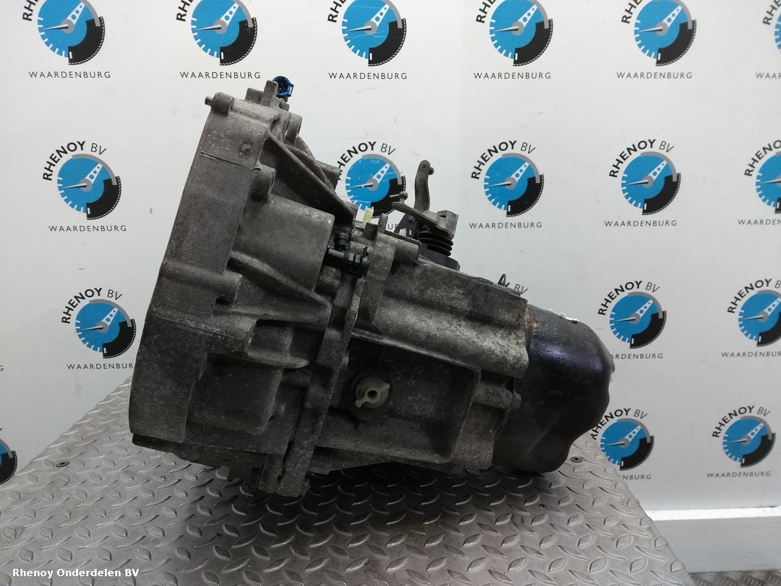 View Auto part TRANSMISSIE / VERSNELLINGSBAK RENAULT CLIO 2008