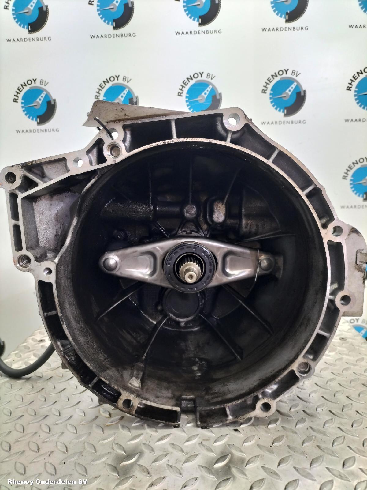 Bekijk Auto-onderdeel TRANSMISSIE / VERSNELLINGSBAK BMW 1 SERIES 2012