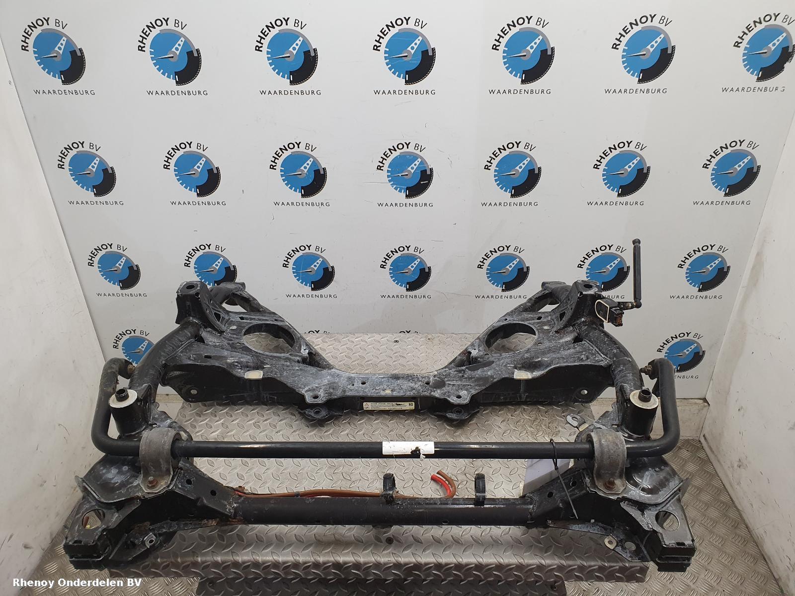Bekijk Auto-onderdeel SUBFRAME VOOR BMW 1 SERIES 2012