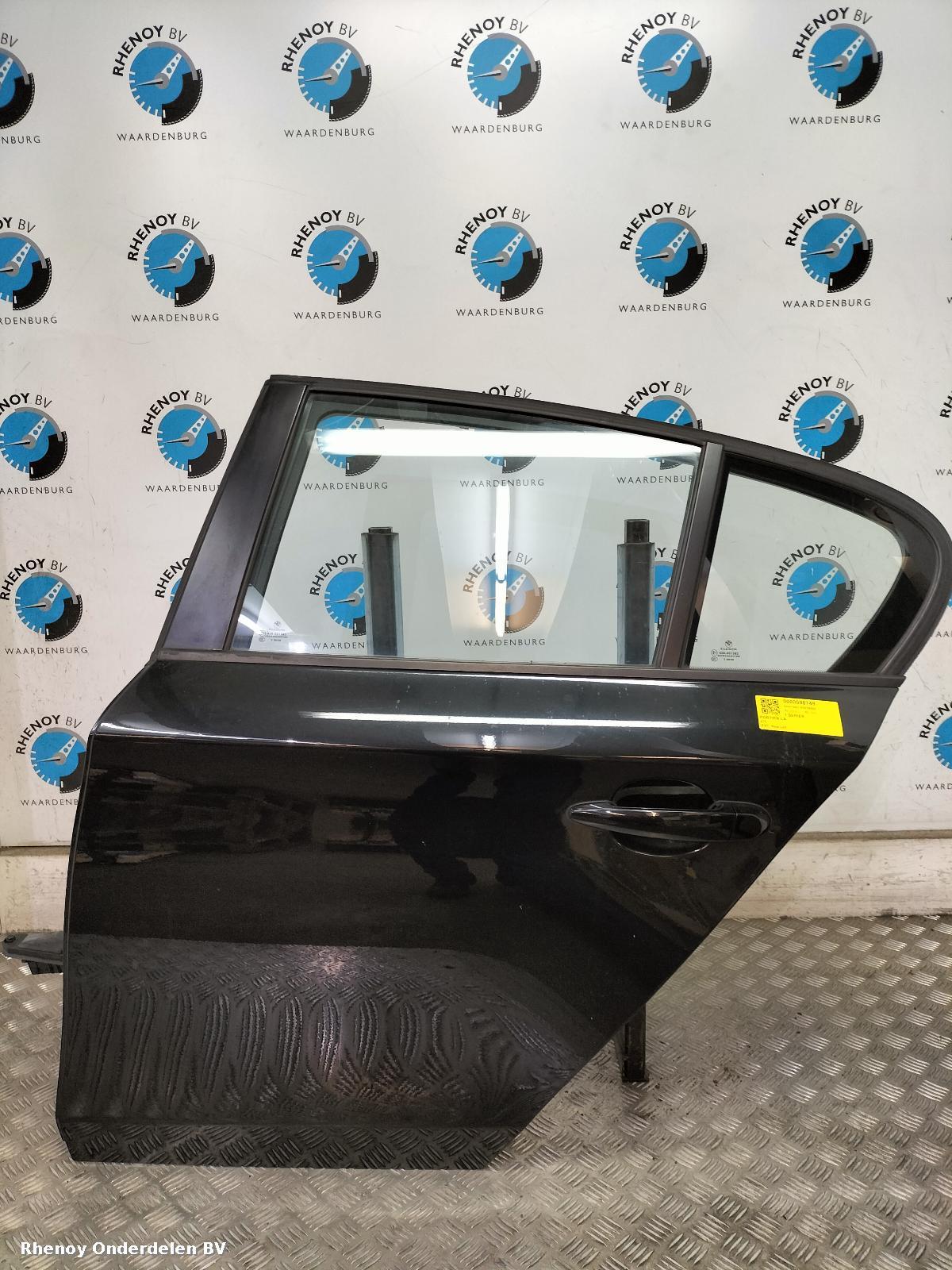 Bekijk Auto-onderdeel PORTIER LA  BMW 1 SERIES 2009