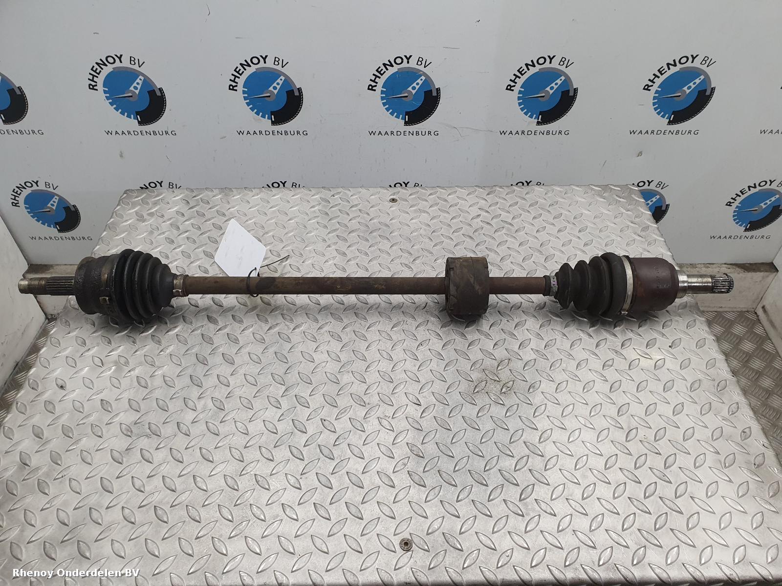 Bekijk Auto-onderdeel AANDRIJFAS R FIAT 500 2009