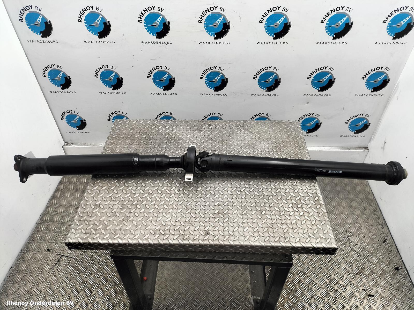 Bekijk Auto-onderdeel TUSSENAS ACHTER BMW X5 2014