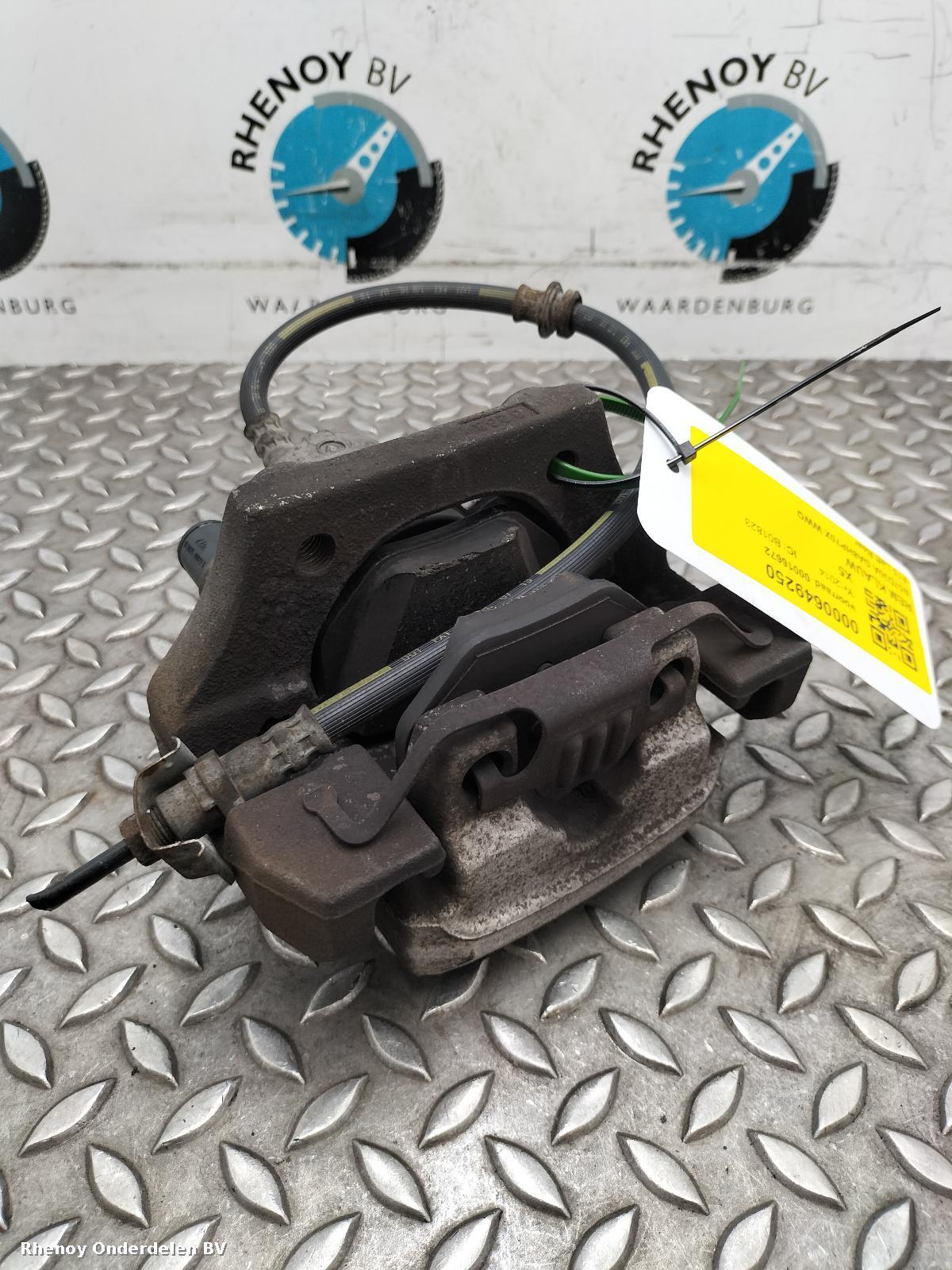 Bekijk Auto-onderdeel REM KLAUW BMW X5 2014