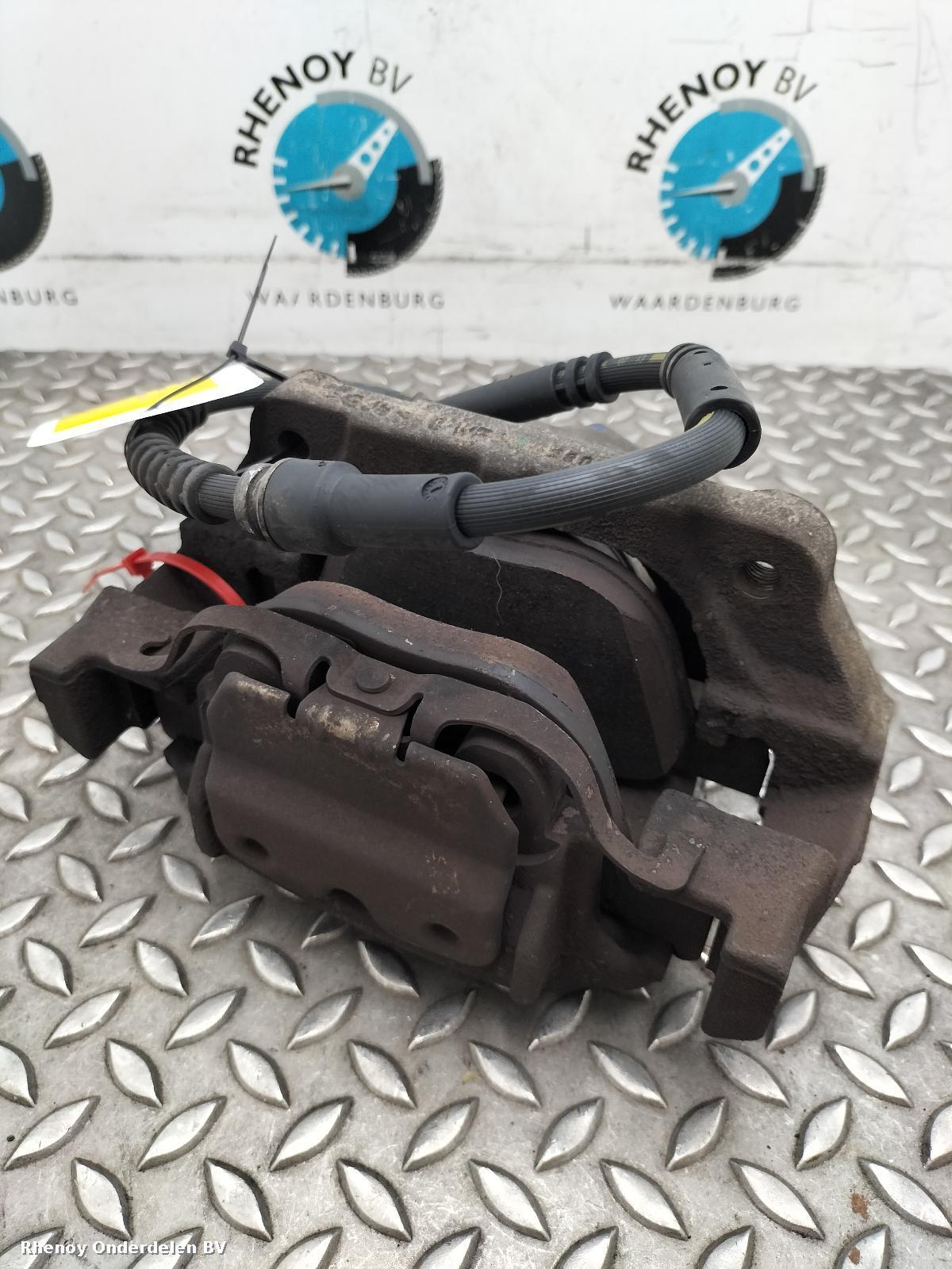 Bekijk Auto-onderdeel REM KLAUW BMW X5 2014