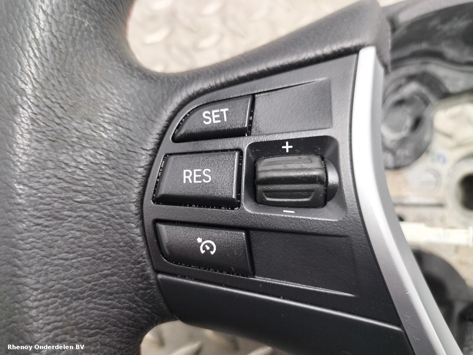 View Auto part STUURWIEL BMW 1 SERIES 2013