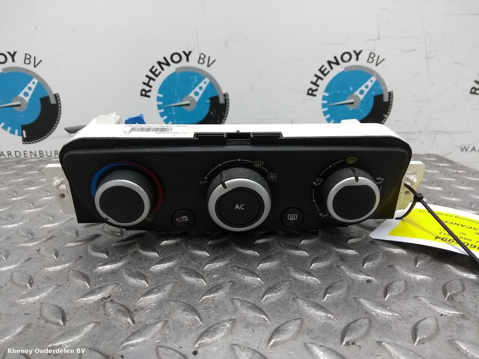 View Auto part Heater/AC Controller RENAULT MEGANE 2012