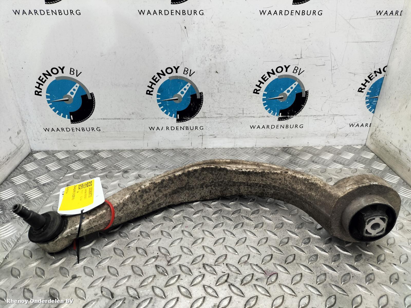 View Auto part DRAAGARM ONDER RV AUDI A4 2010