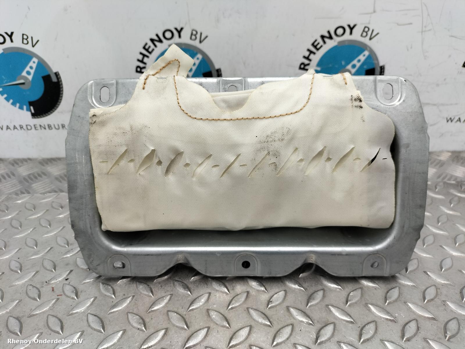 Bekijk Auto-onderdeel AIRBAG RECHTS FORD FIESTA 2015