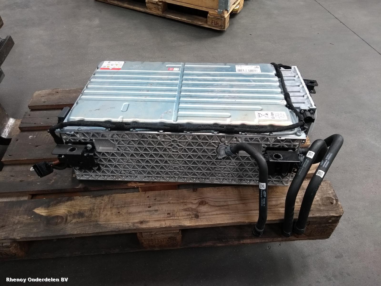 View Auto part Hybrid Battery Cell PORSCHE CAYENNE 2022