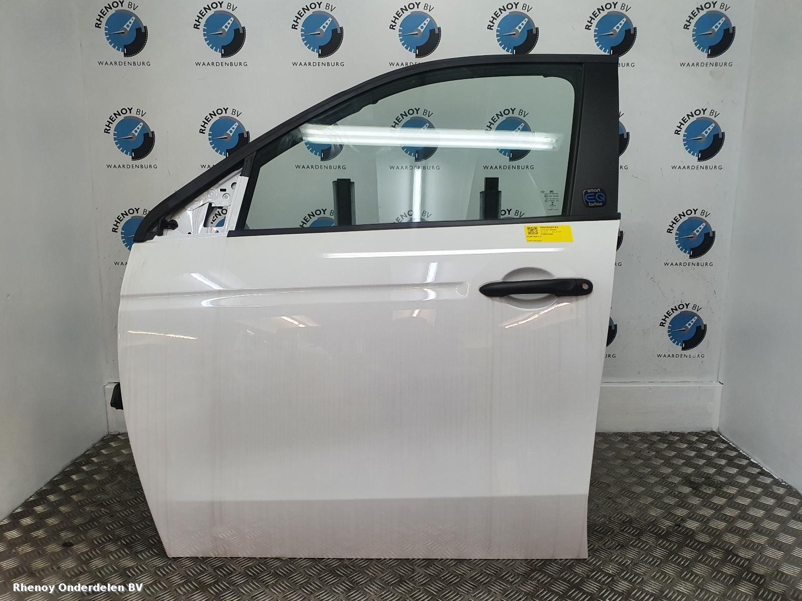 View Auto part L Front Door SMART FORFOUR 2019