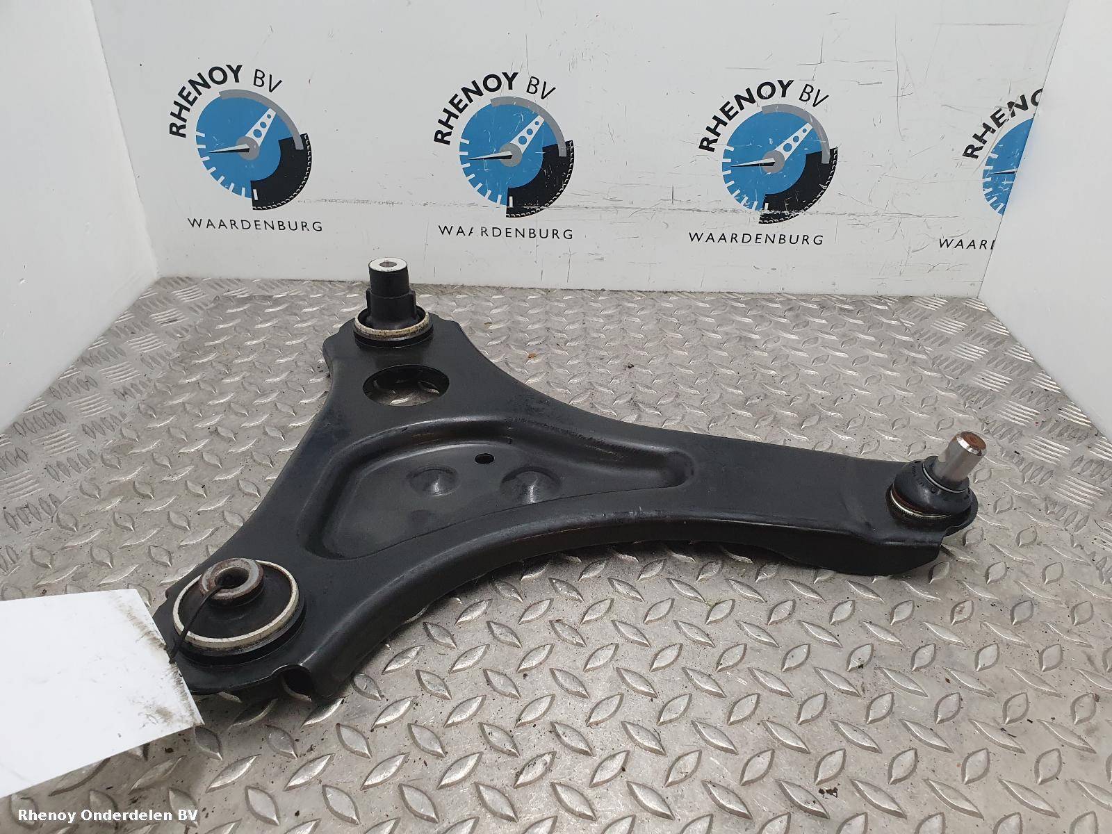 View Auto part RF Lower Control Arm SMART FORFOUR 2019