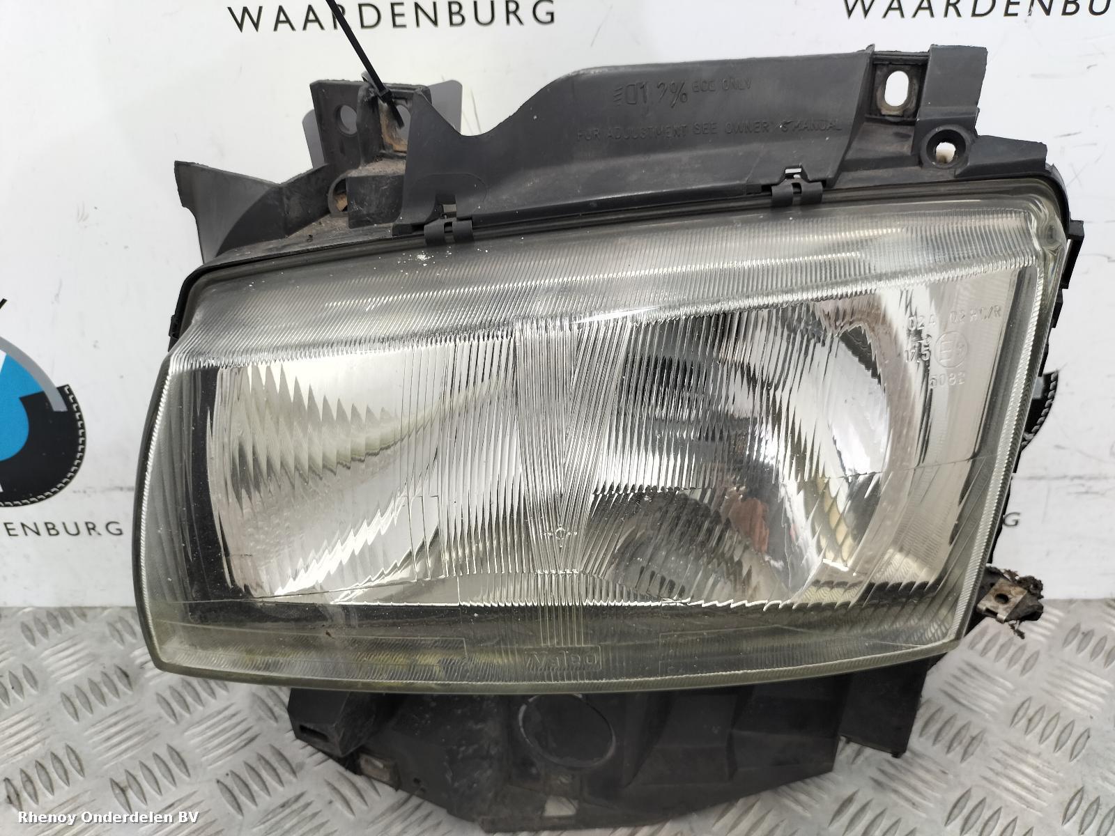 Bekijk Auto-onderdeel KOPLAMP L VOLKSWAGEN TRANSPORTER 2003
