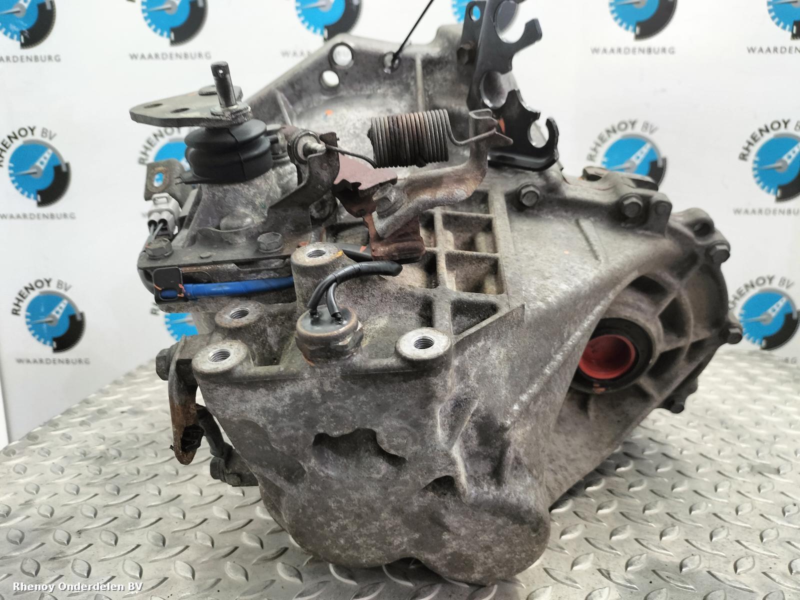 2009 TOYOTA AYGO TRANSMISSIE / VERSNELLINGSBAK View Auto part TRANSMISSIE / VERSNELLINGSBAK TOYOTA AYGO 2009