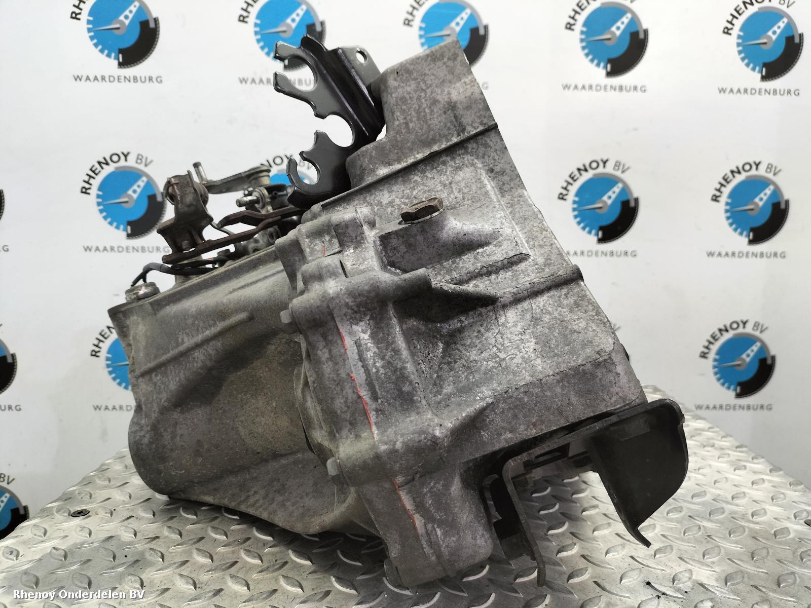 2009 TOYOTA AYGO TRANSMISSIE / VERSNELLINGSBAK View Auto part TRANSMISSIE / VERSNELLINGSBAK TOYOTA AYGO 2009