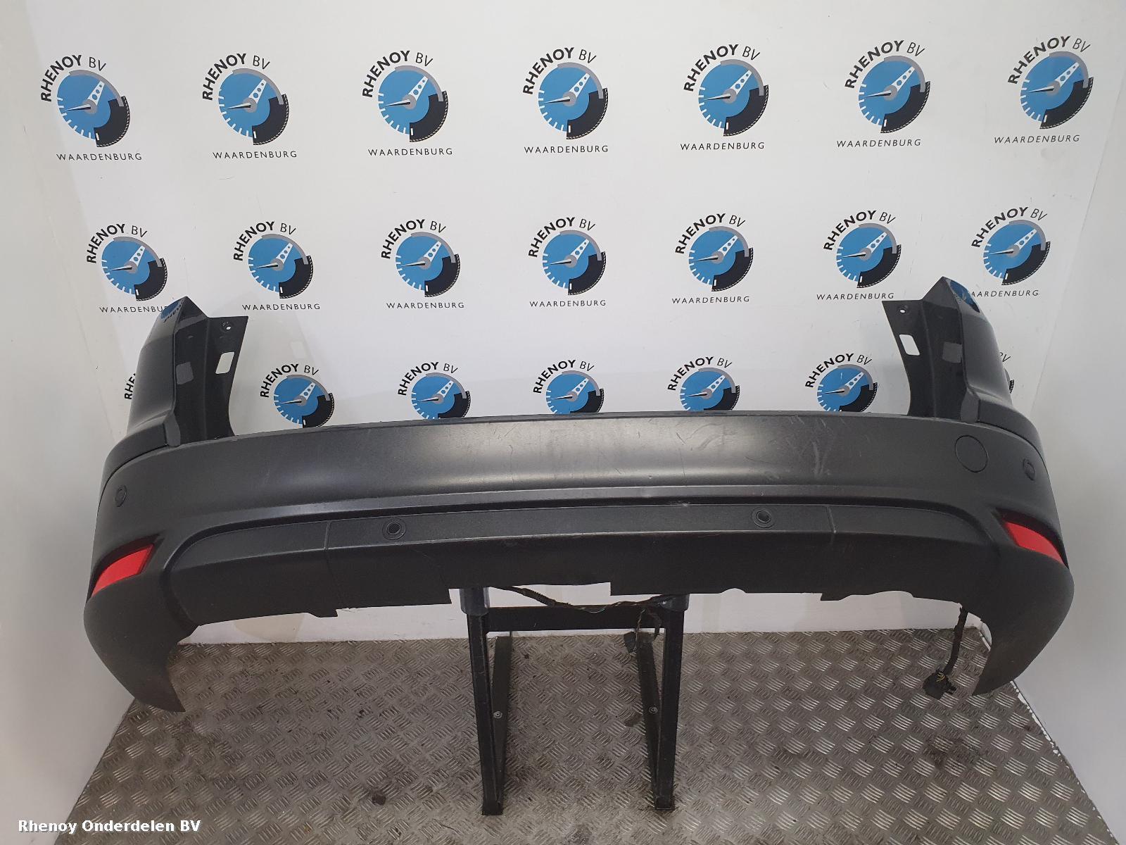 Bekijk Auto-onderdeel BUMPER ACHTER FORD FOCUS 2013