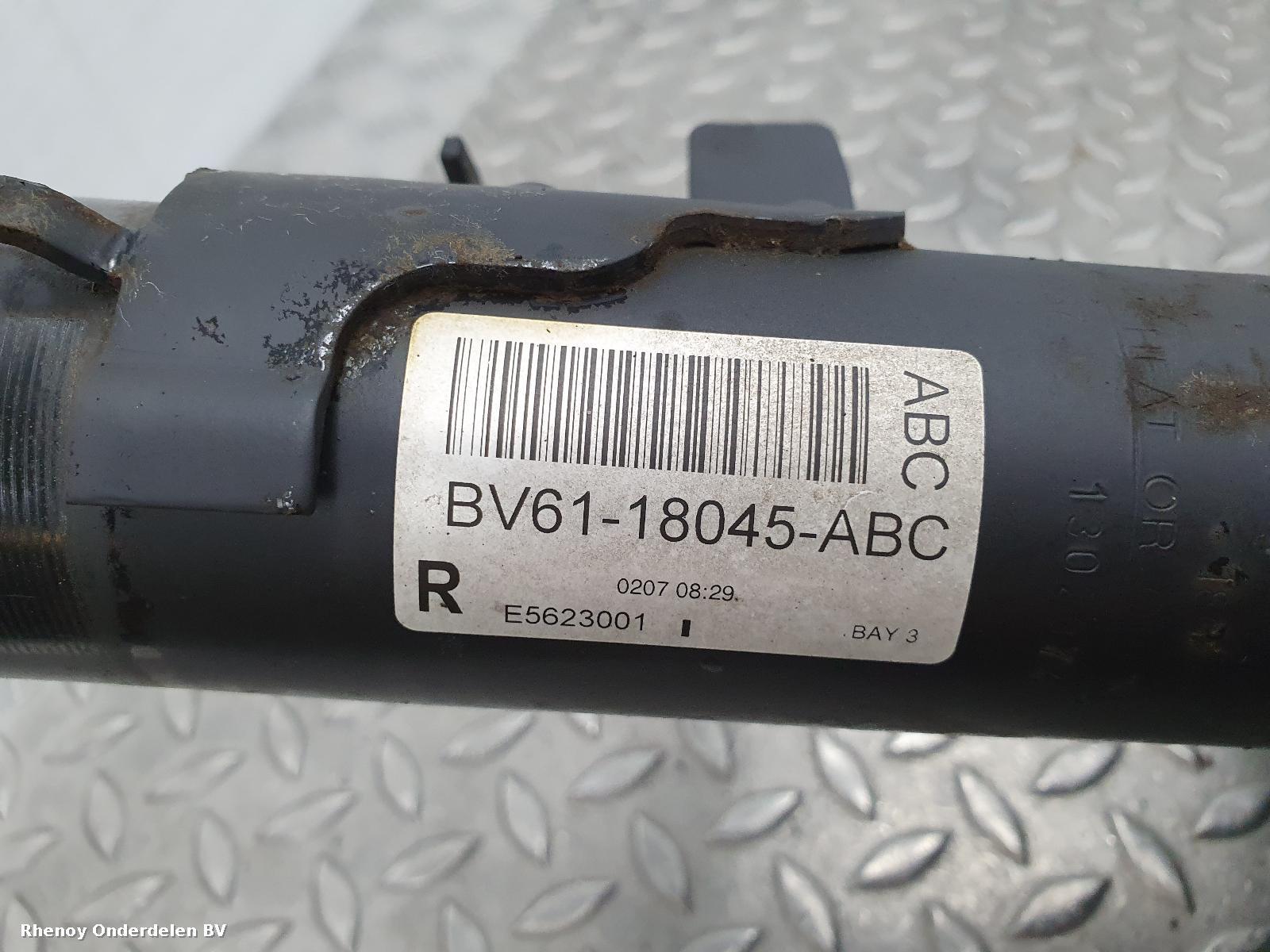 View Auto part VEERPOOT / SCHOKBREKER RV FORD FOCUS 2013