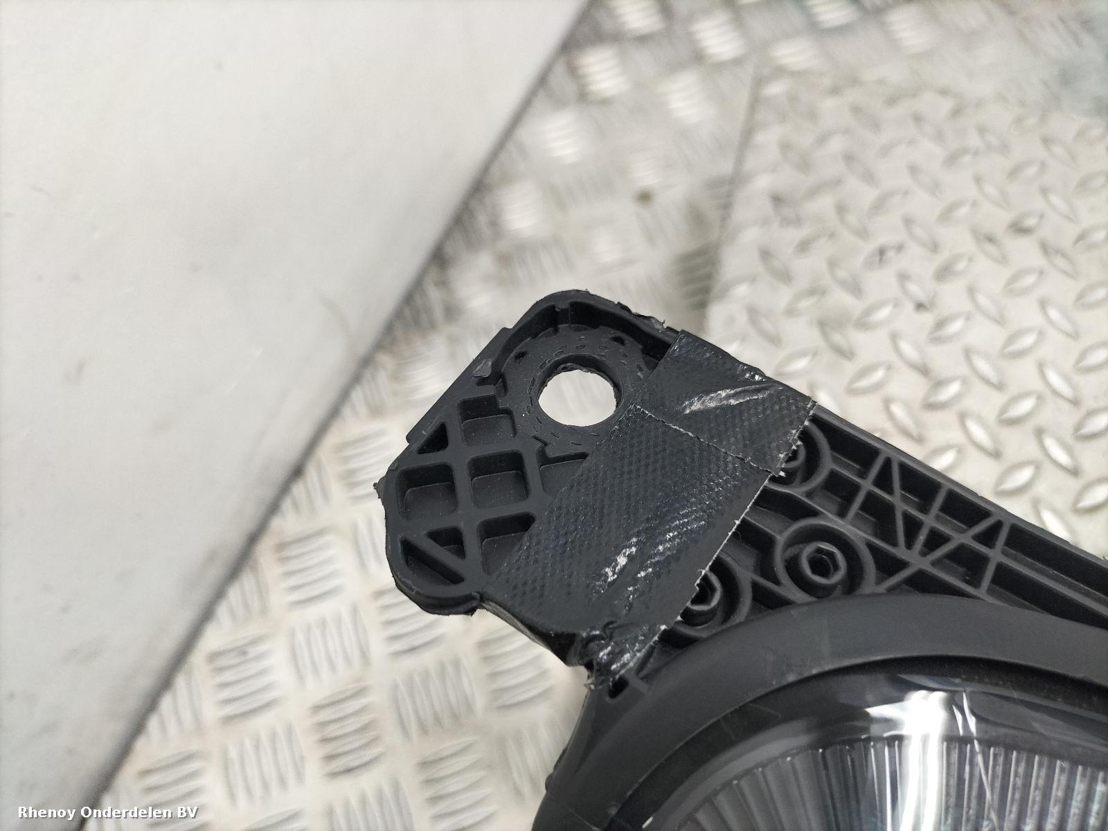 View Auto part KOPLAMP R FORD FOCUS 2019