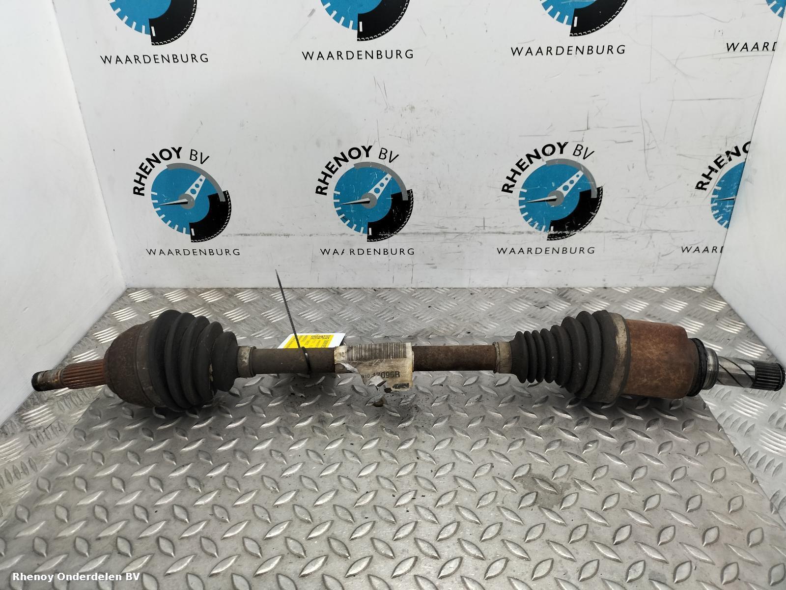 Bekijk Auto-onderdeel AANDRIJFAS L RENAULT KANGOO 2012