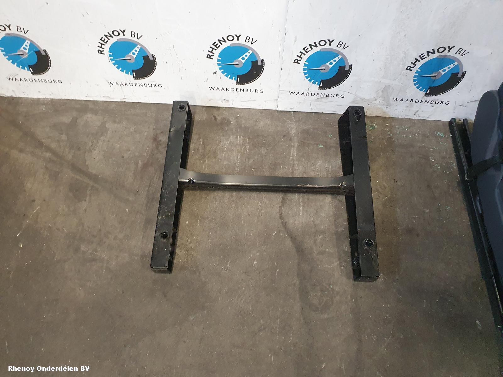 2015 VOLKSWAGEN CADDY STOEL VOOR View Auto part STOEL VOOR VOLKSWAGEN CADDY 2015