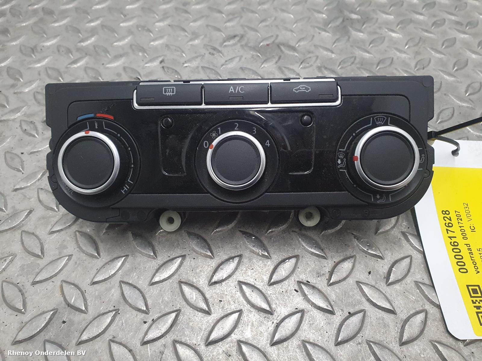 Bekijk Auto-onderdeel KACHEL BEDIENINGSPANEEL VOLKSWAGEN CADDY 2015