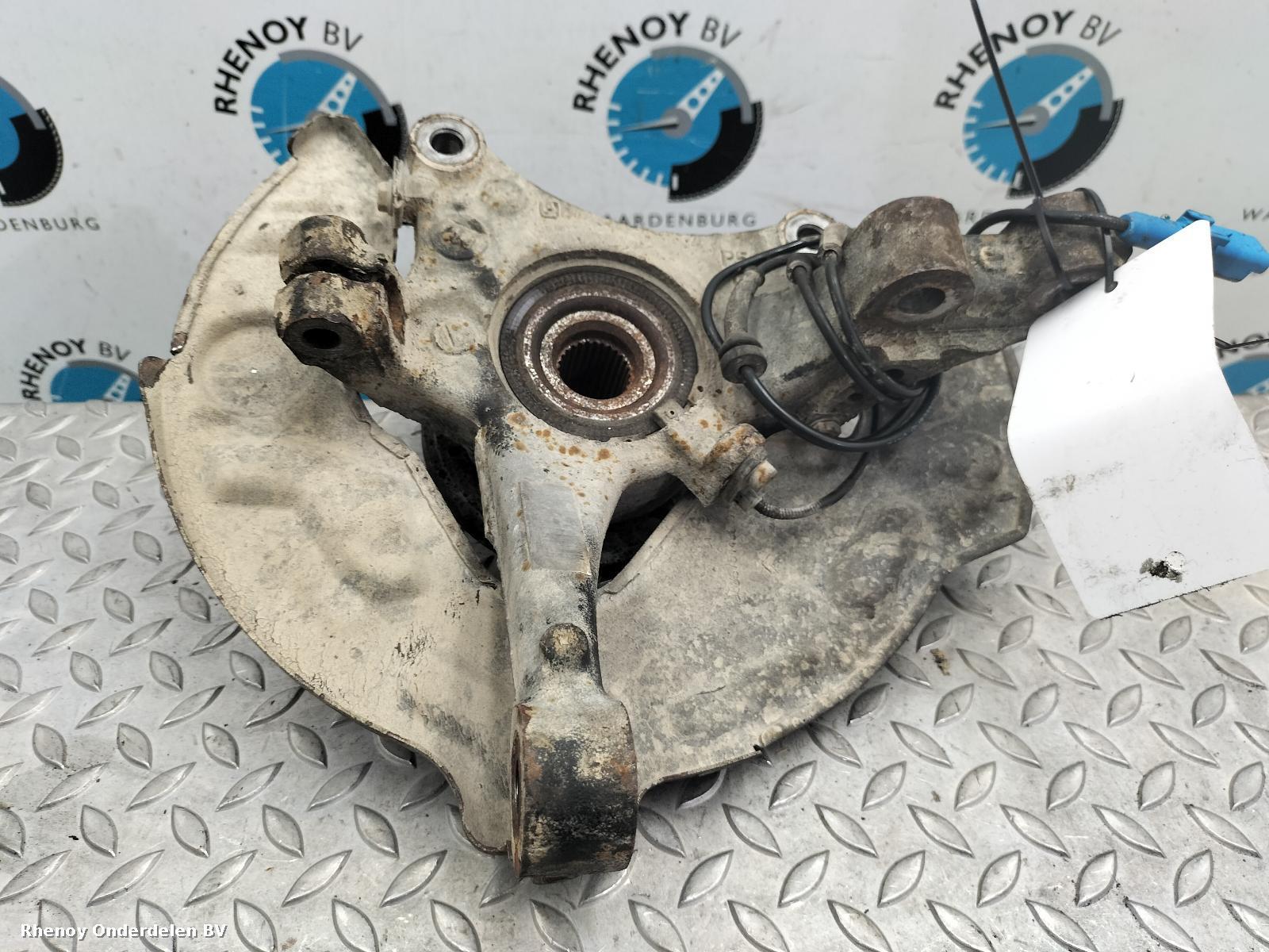 Bekijk Auto-onderdeel FUSEE RV PEUGEOT 508 2012