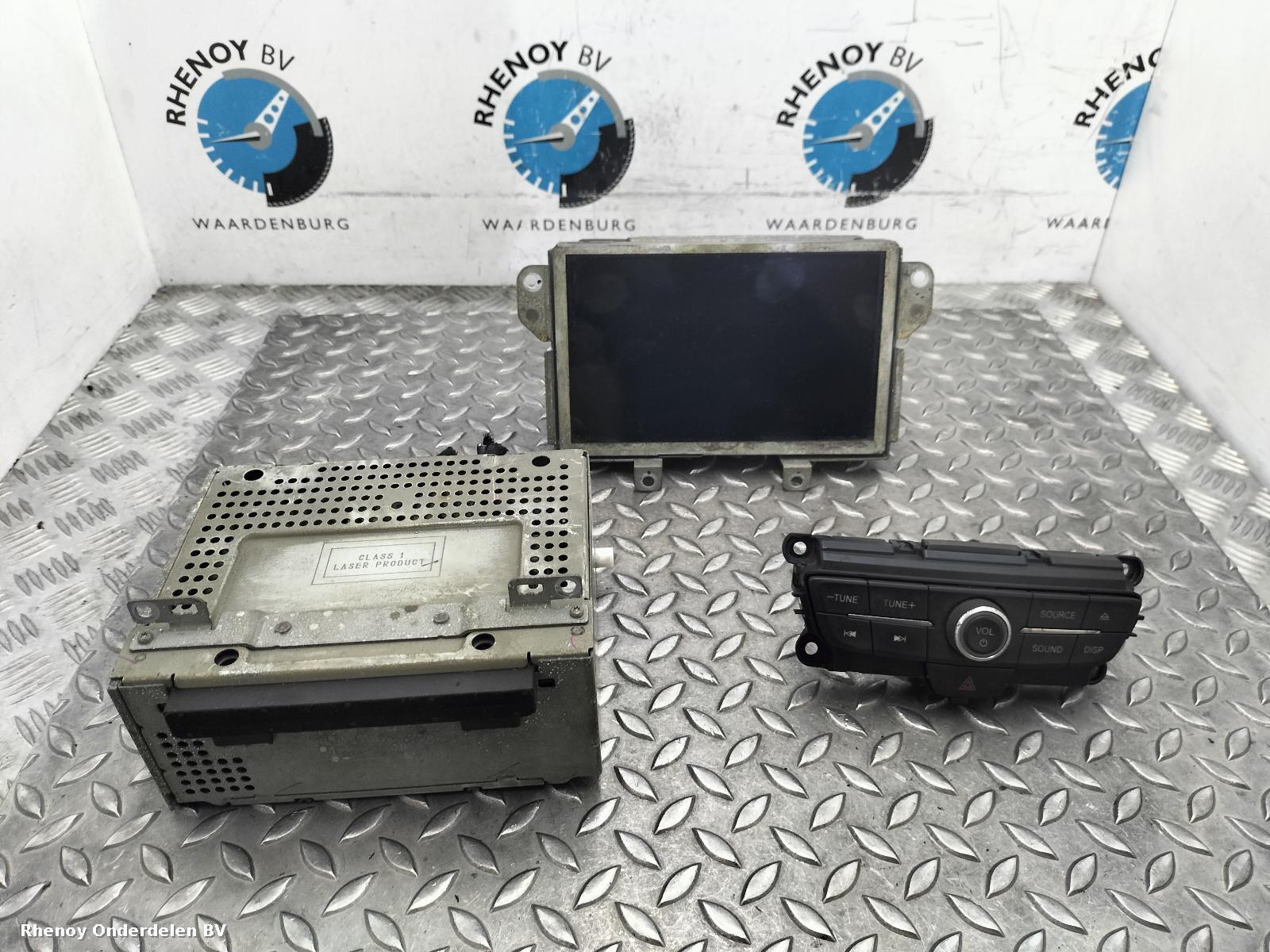 View Auto part SAT_NAV_UNIT FORD FOCUS 2015