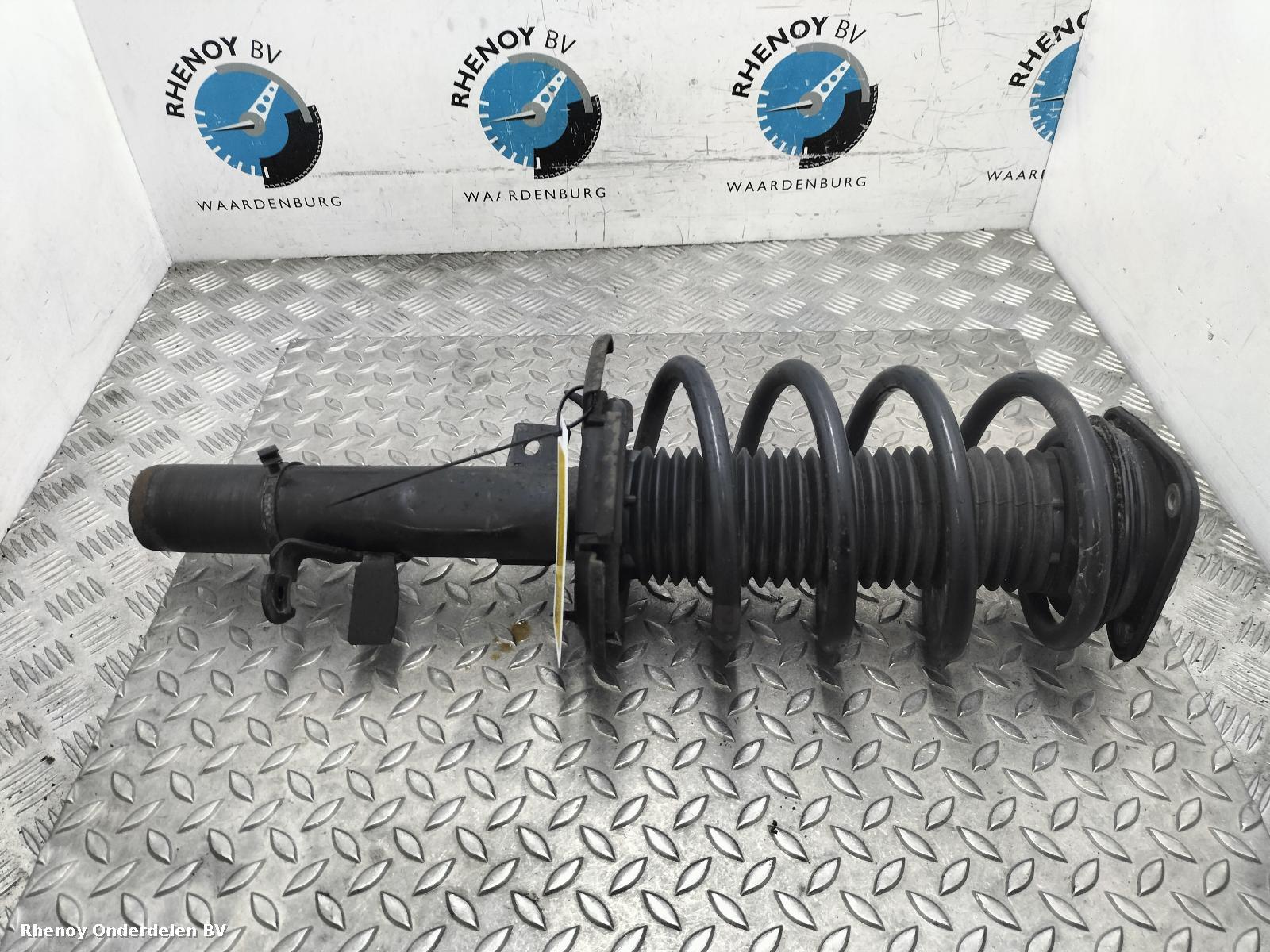 View Auto part VEERPOOT / SCHOKBREKER RV FORD FOCUS 2015
