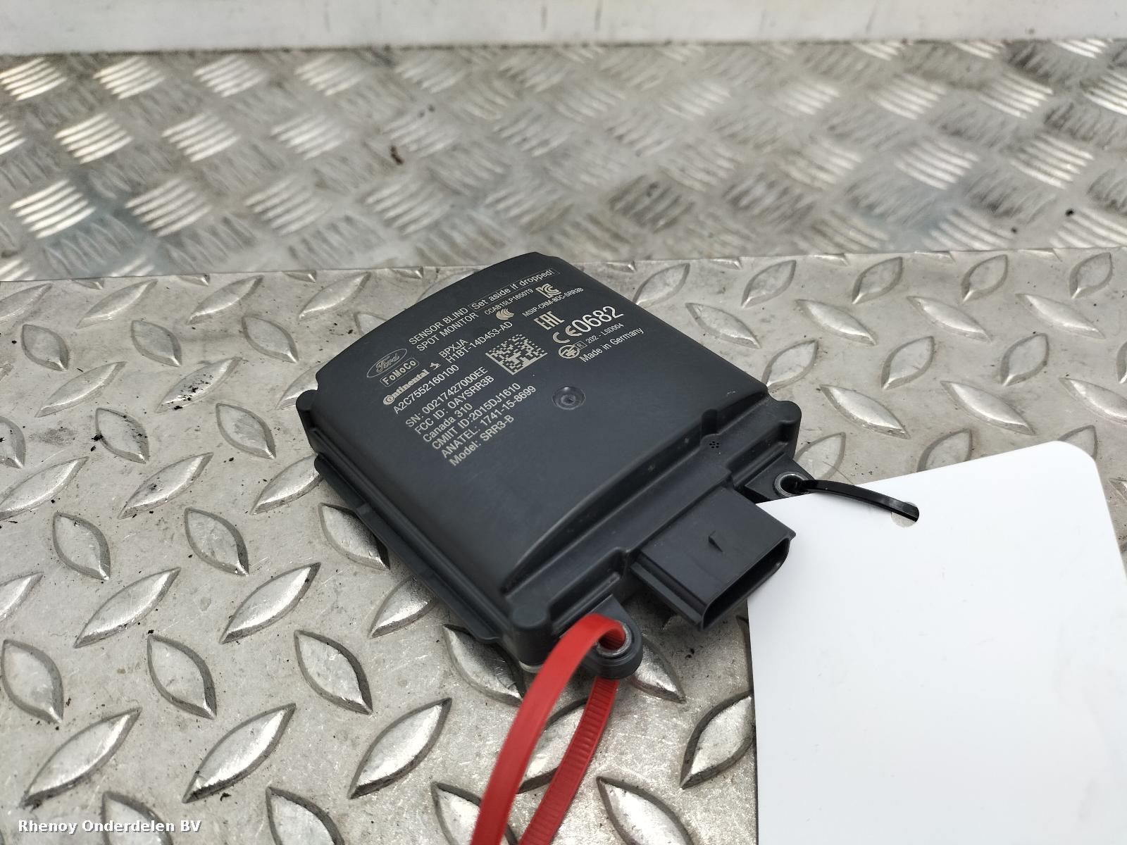 Bekijk Auto-onderdeel SENSOR RADAR FORD FIESTA 2021