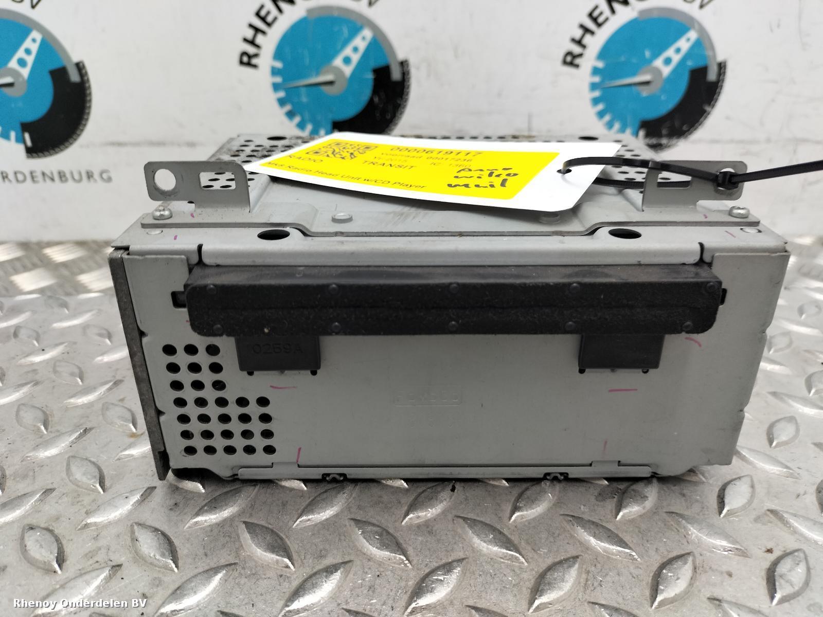 Bekijk Auto-onderdeel RADIO FORD TRANSIT 2015