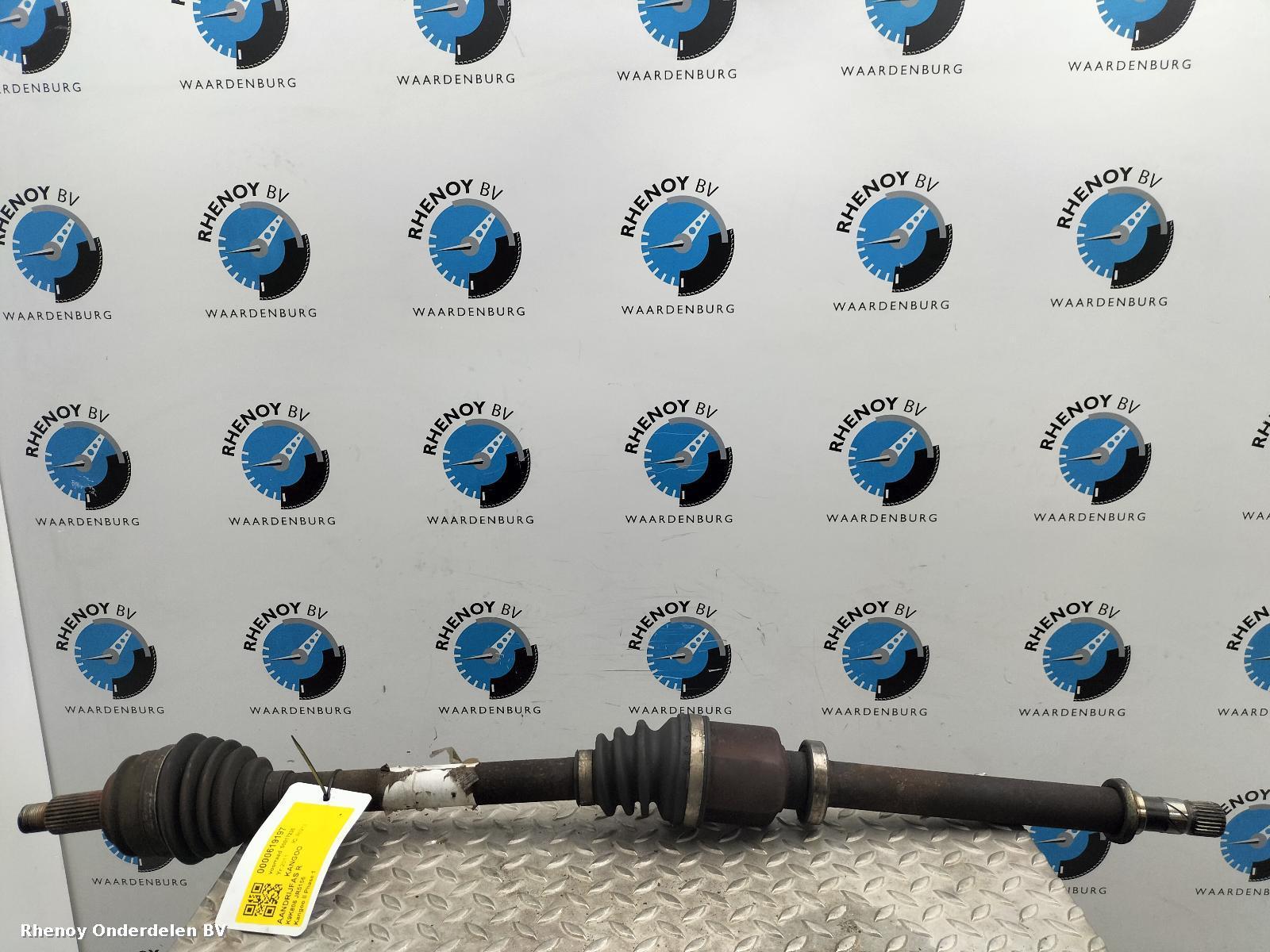 Bekijk Auto-onderdeel AANDRIJFAS R RENAULT KANGOO 2011