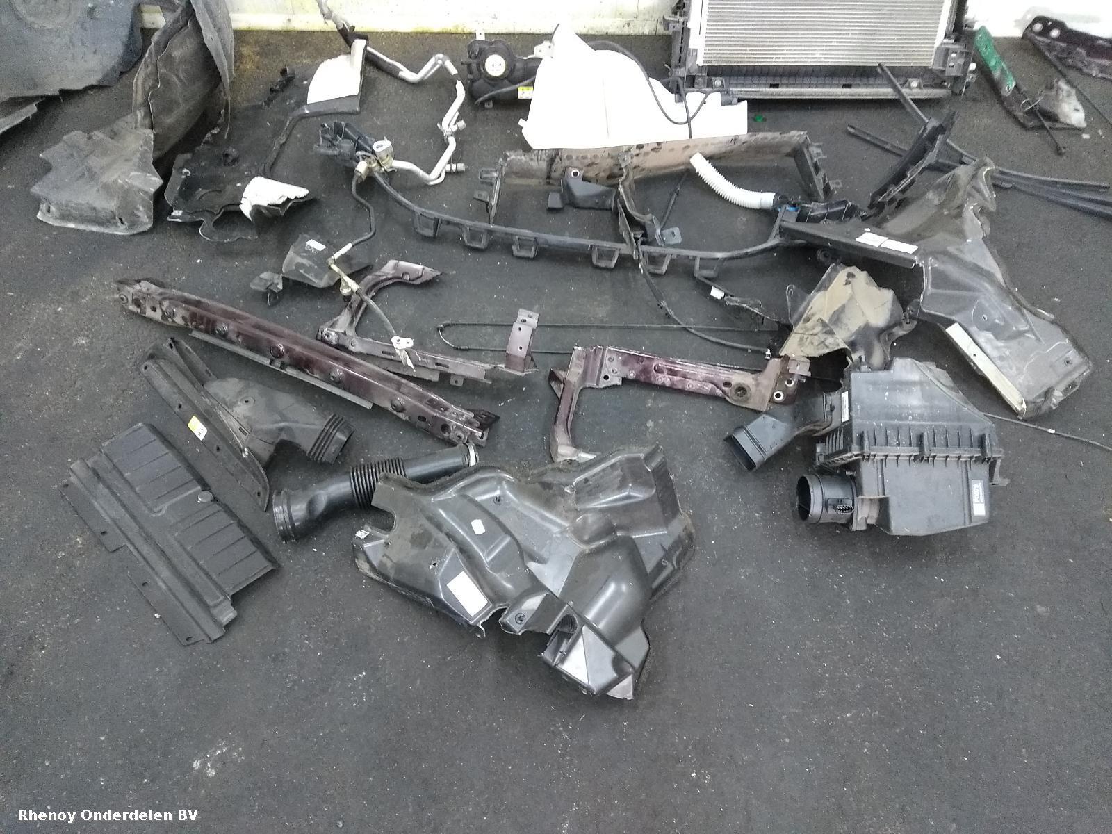 View Auto part VOORKOP COMPLEET JAGUAR XF 2017